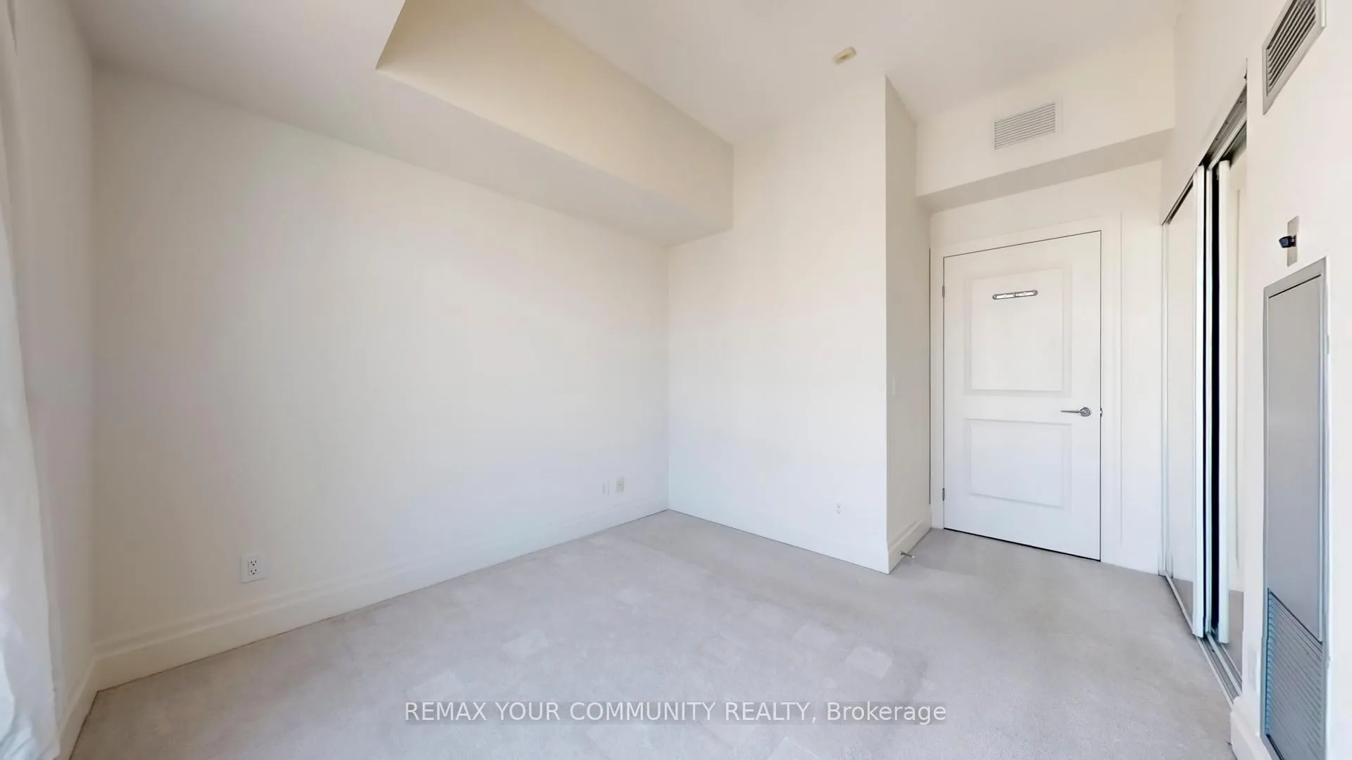 Photo 32 of Unit 703, 21 Upper Duke Crescent, Markham, Unionville — HOMEH