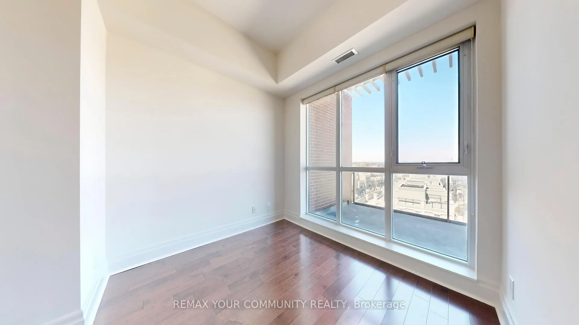 Photo 33 of Unit 703, 21 Upper Duke Crescent, Markham, Unionville — HOMEH
