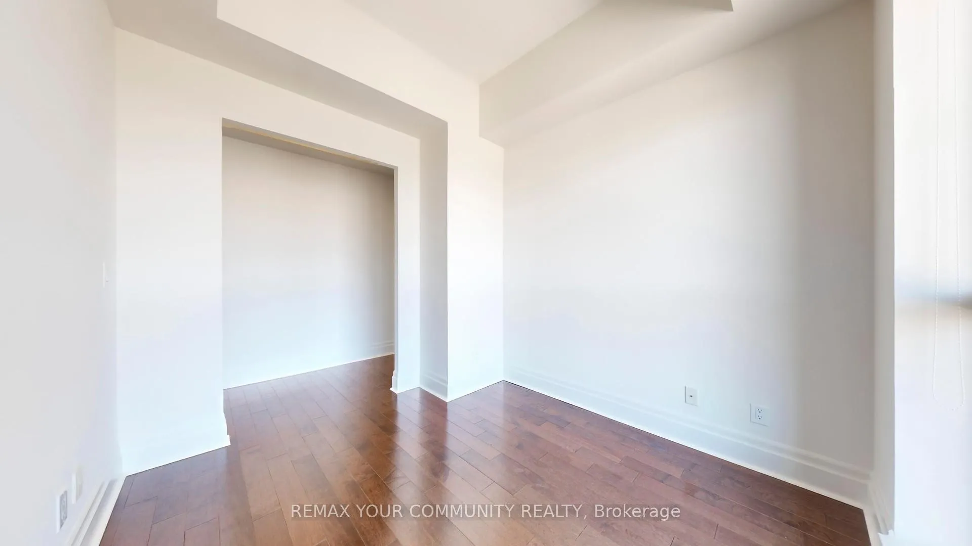 Photo 38 of Unit 703, 21 Upper Duke Crescent, Markham, Unionville — HOMEH