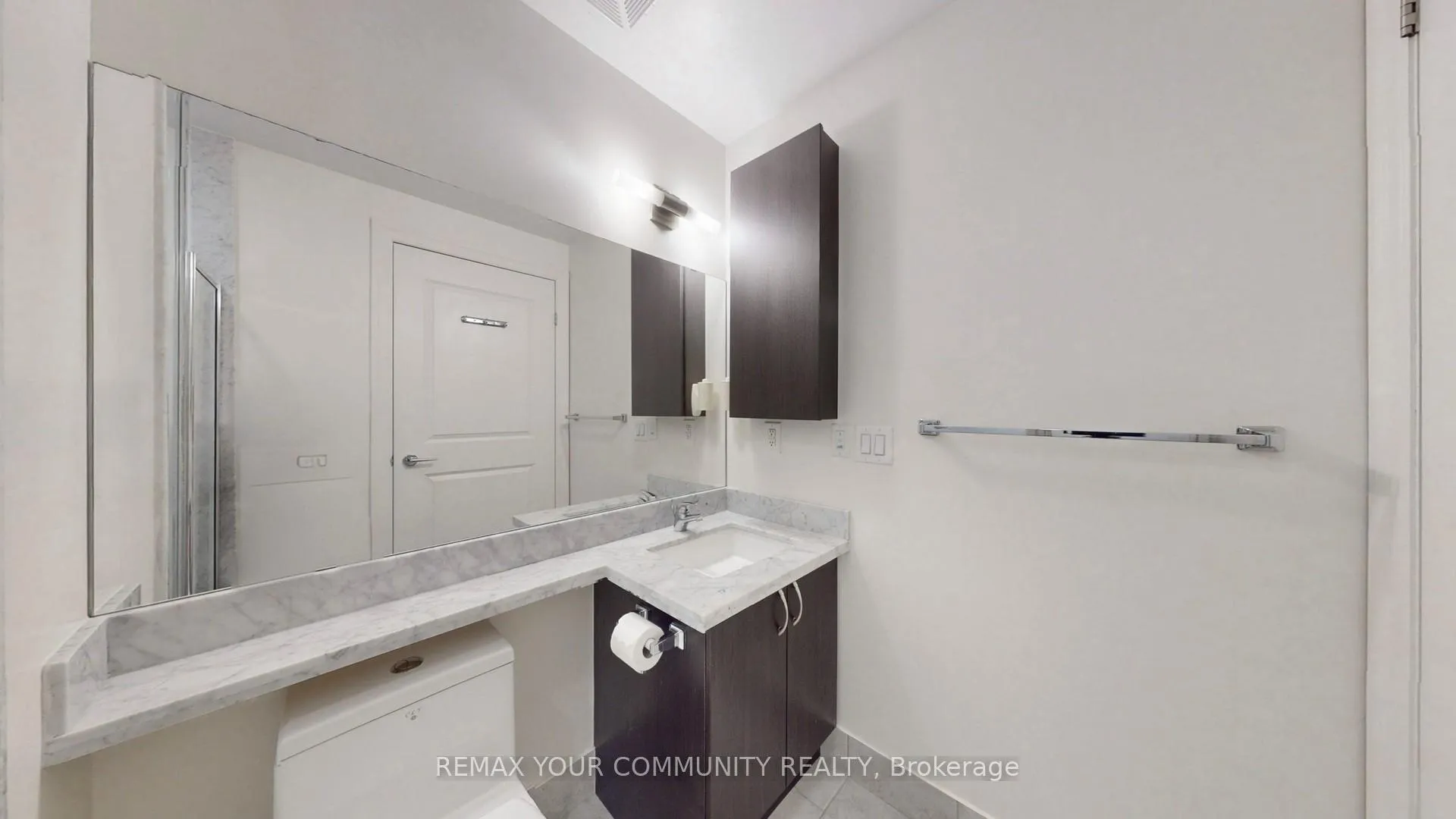 Photo 40 of Unit 703, 21 Upper Duke Crescent, Markham, Unionville — HOMEH