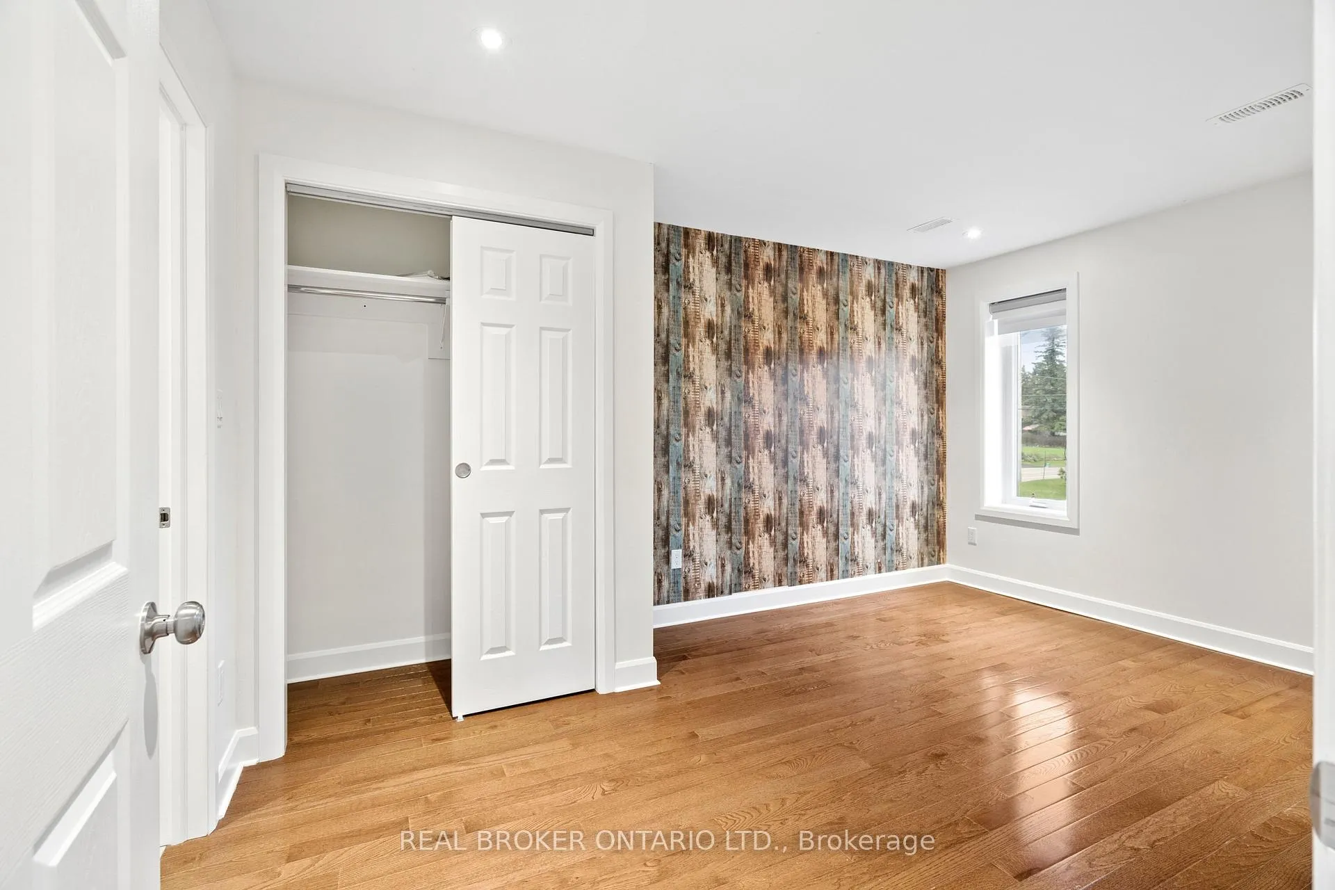 Photo 21 of 119 Tremaine Road, Milton, Milton North — HOMEH