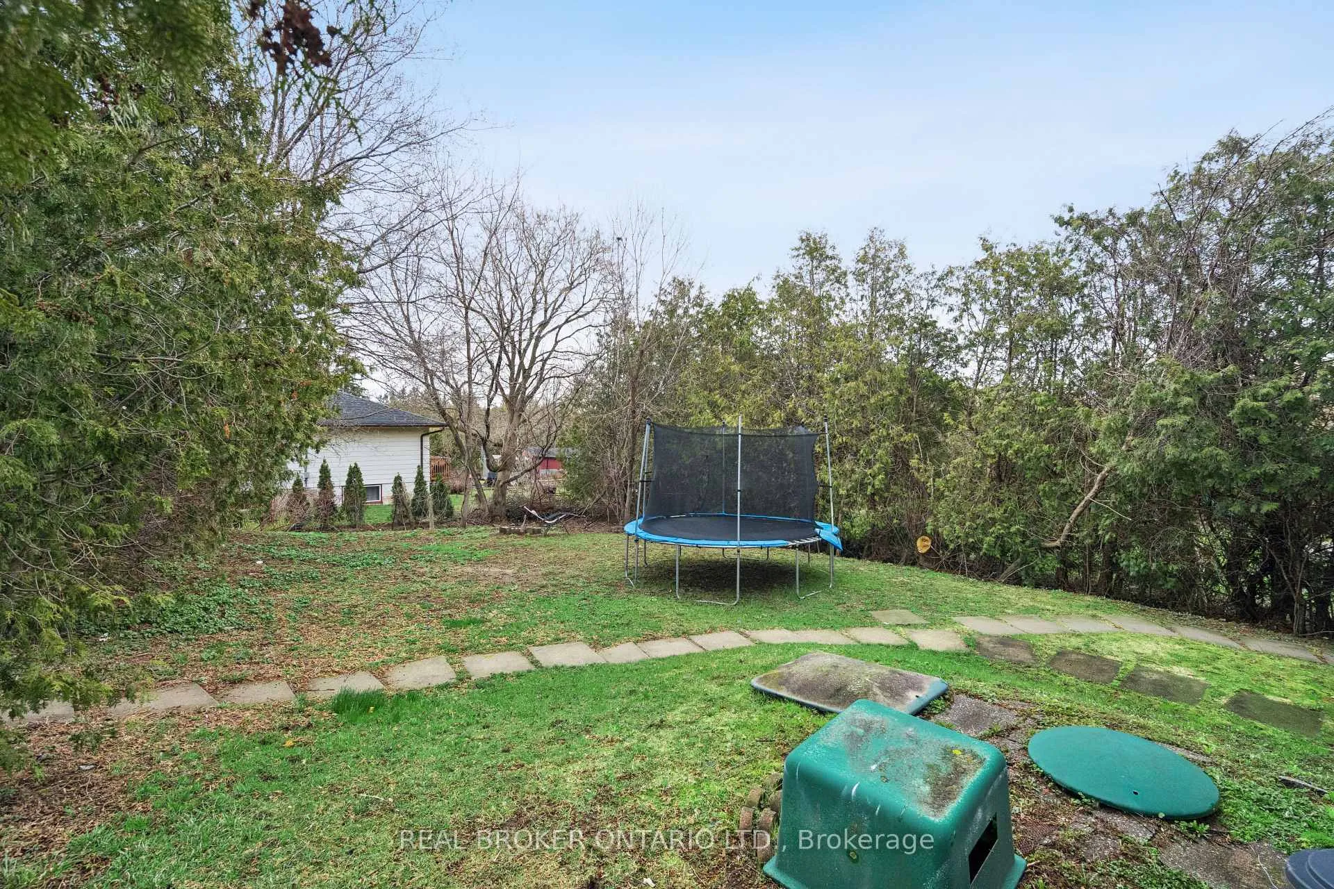 Photo 45 of 119 Tremaine Road, Milton, Milton North — HOMEH