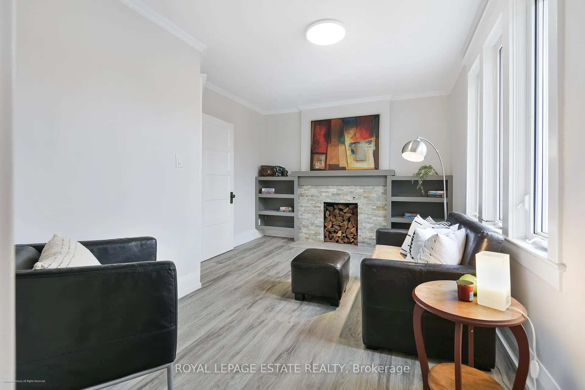 Photo 9 of Unit Upper, 34 Barrington Avenue, Toronto, East End-Danforth — HOMEH