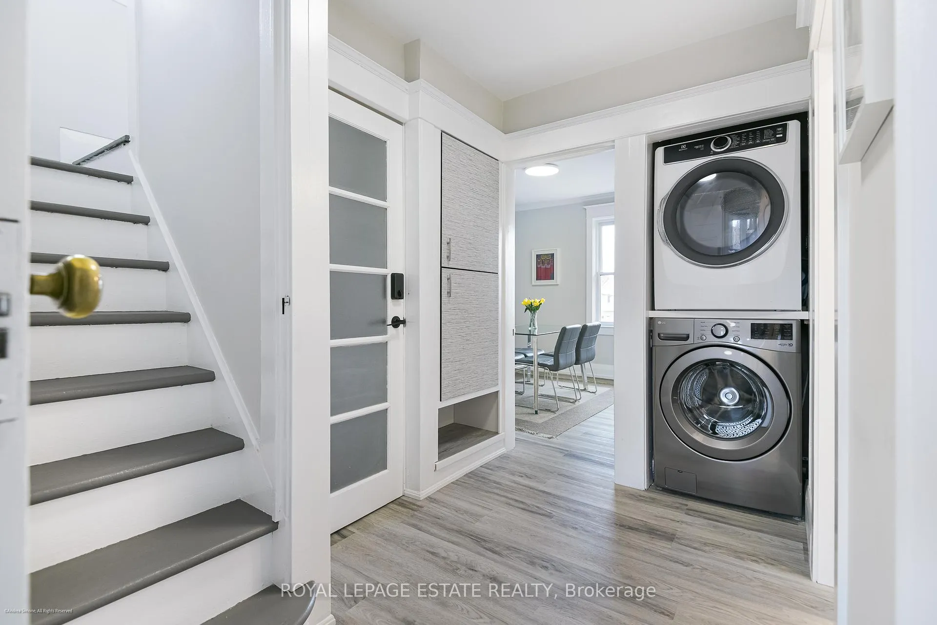 Photo 12 of Unit Upper, 34 Barrington Avenue, Toronto, East End-Danforth — HOMEH