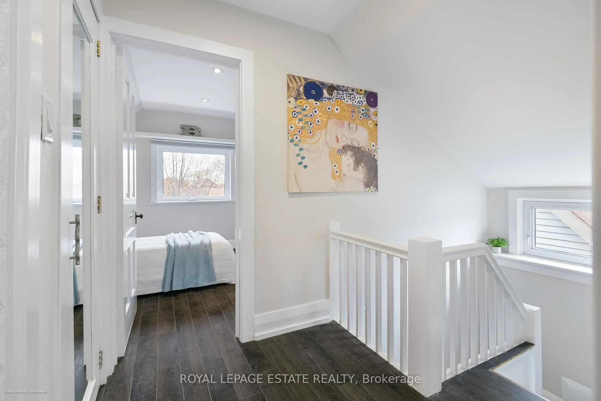 Photo 18 of Unit Upper, 34 Barrington Avenue, Toronto, East End-Danforth — HOMEH