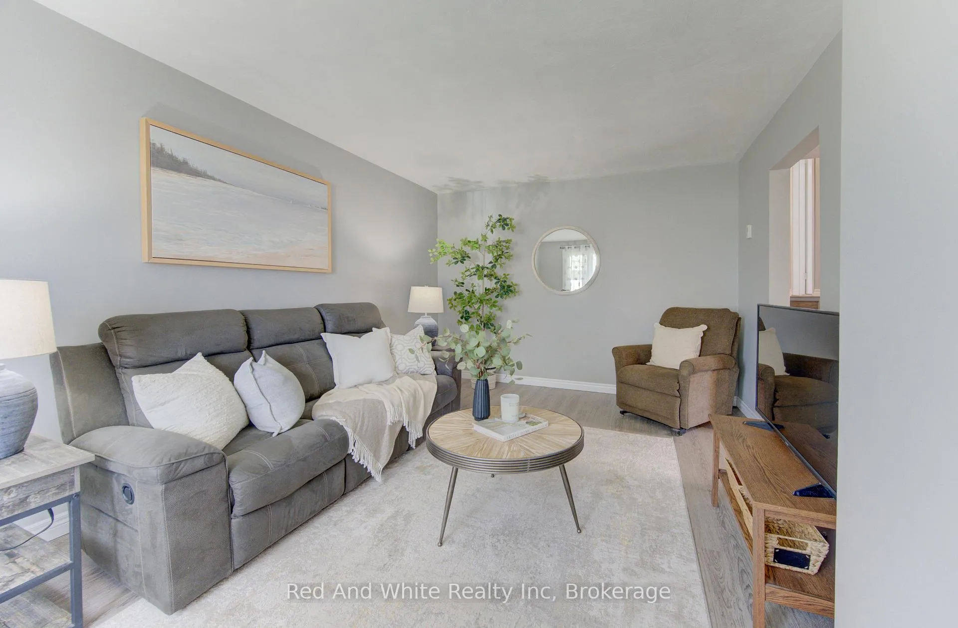 Photo 4 of 100 Johanna Drive, Cambridge — HOMEH