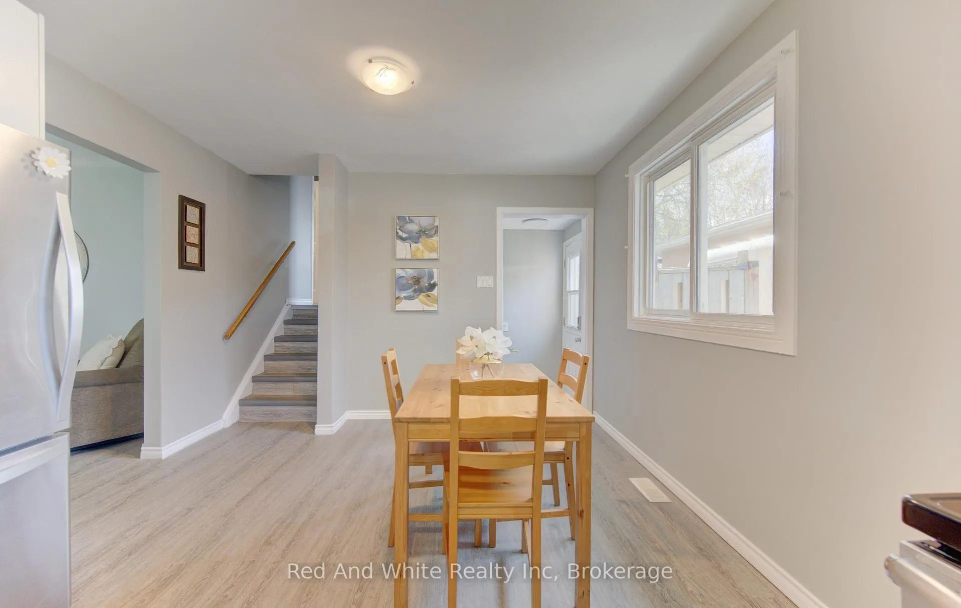 Photo 14 of 100 Johanna Drive, Cambridge — HOMEH