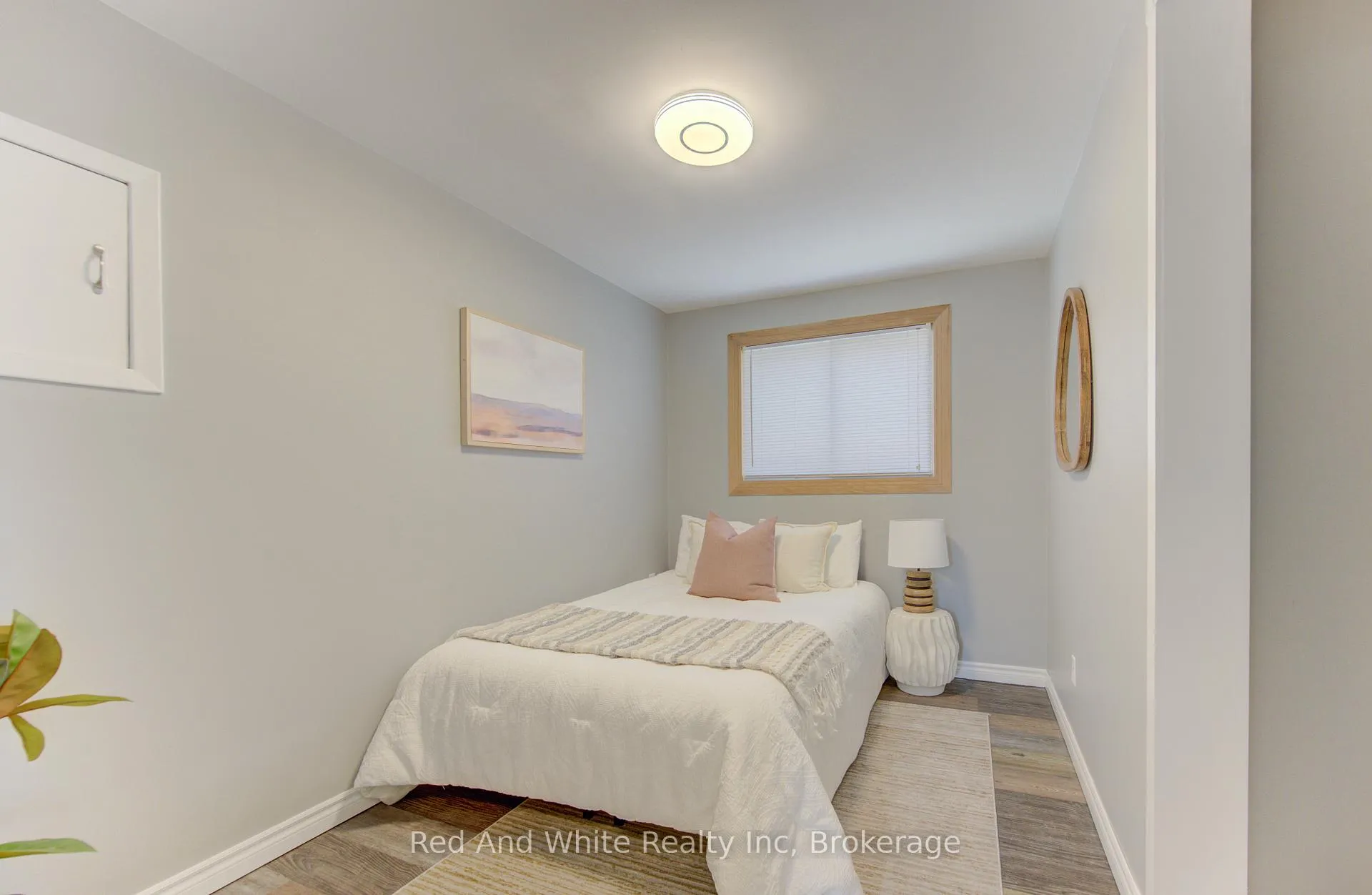 Photo 18 of 100 Johanna Drive, Cambridge — HOMEH