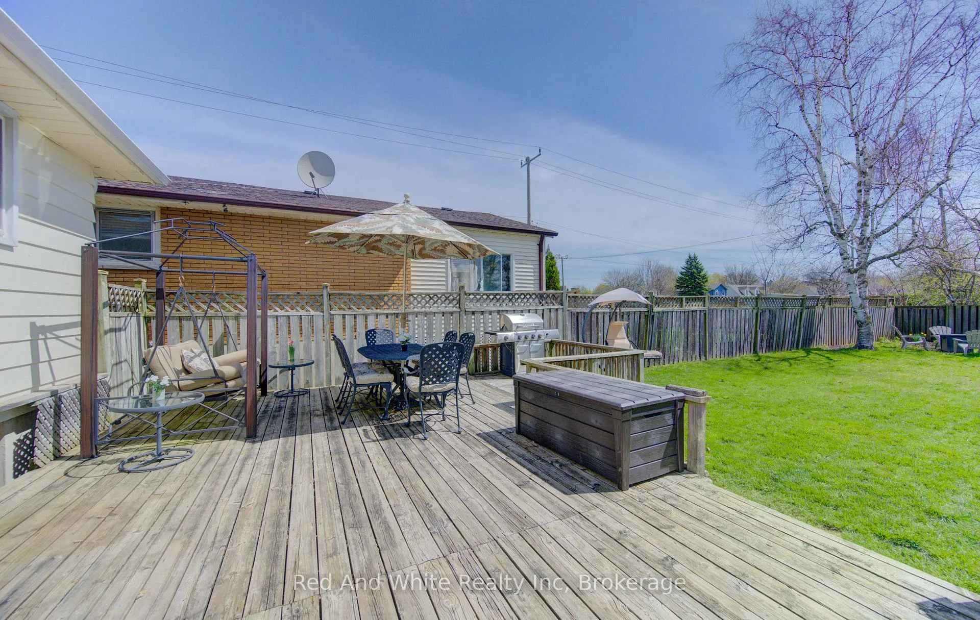 Photo 29 of 100 Johanna Drive, Cambridge — HOMEH