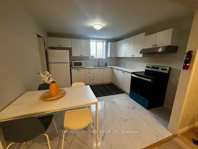Photo 7 of Unit Bsmt, 380 Georgian Drive, Barrie, 400 East — HOMEH