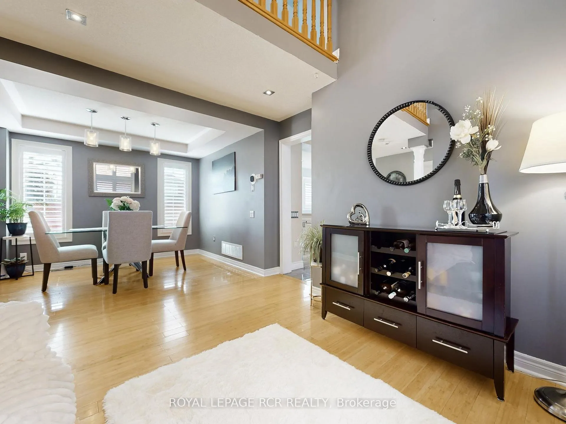 Photo 2 of 28 Wakely Boulevard, Caledon, Bolton West — HOMEH