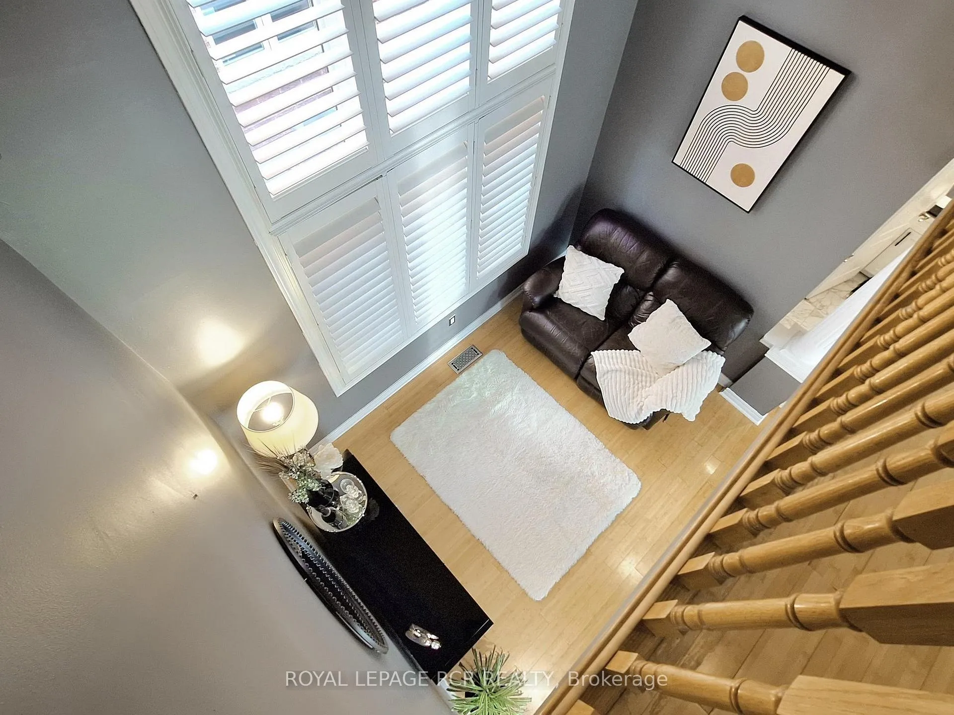 Photo 4 of 28 Wakely Boulevard, Caledon, Bolton West — HOMEH