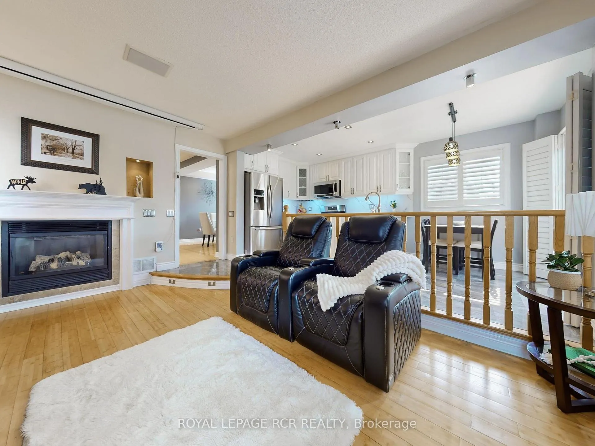 Photo 7 of 28 Wakely Boulevard, Caledon, Bolton West — HOMEH