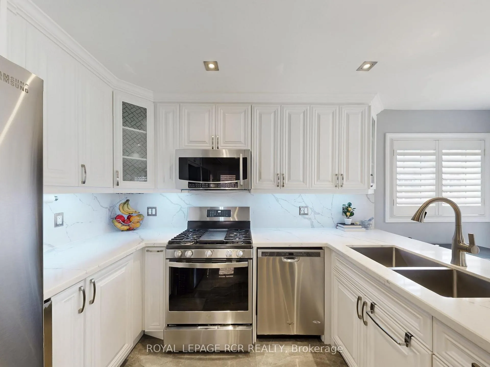 Photo 9 of 28 Wakely Boulevard, Caledon, Bolton West — HOMEH