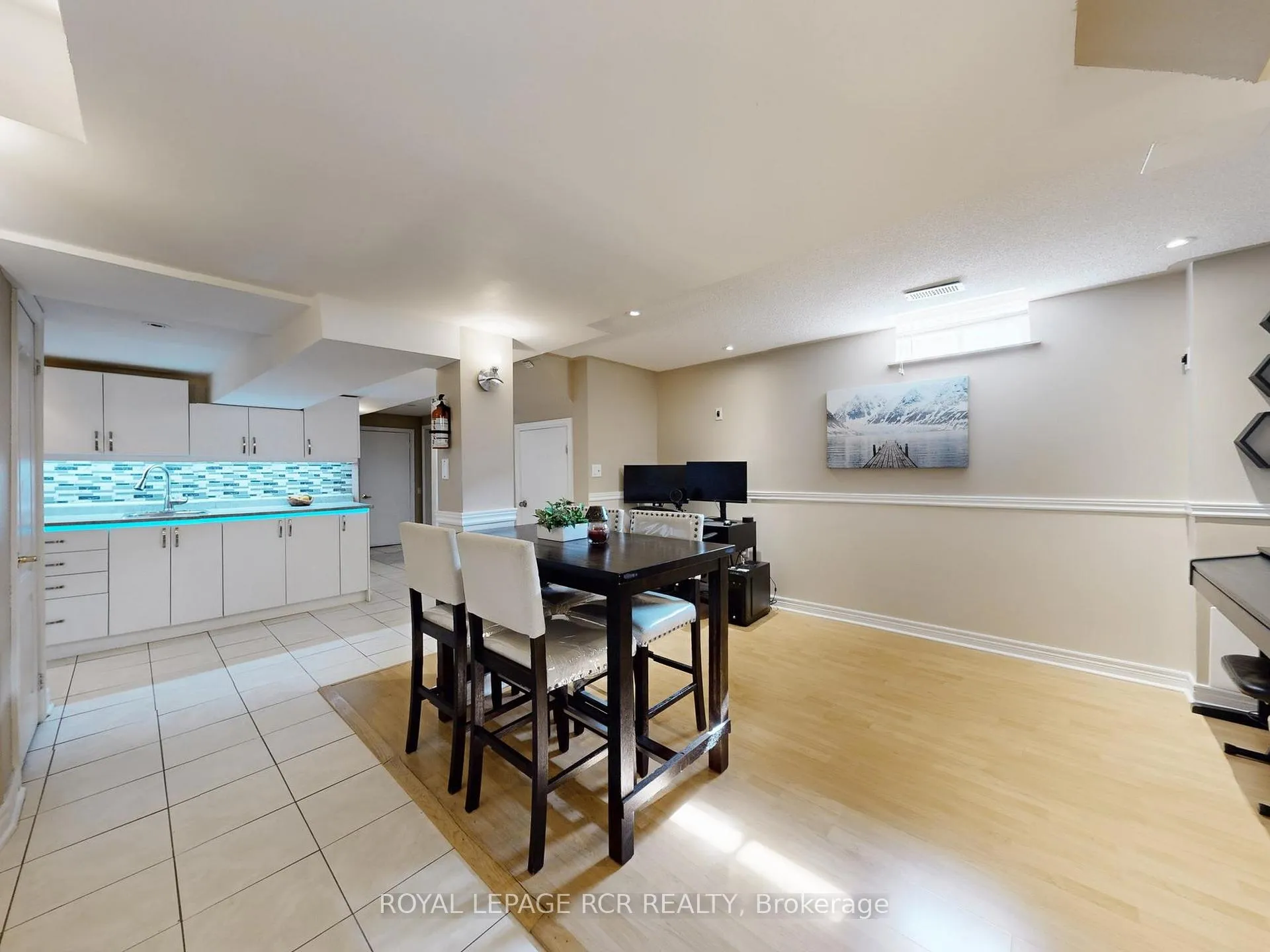 Photo 25 of 28 Wakely Boulevard, Caledon, Bolton West — HOMEH