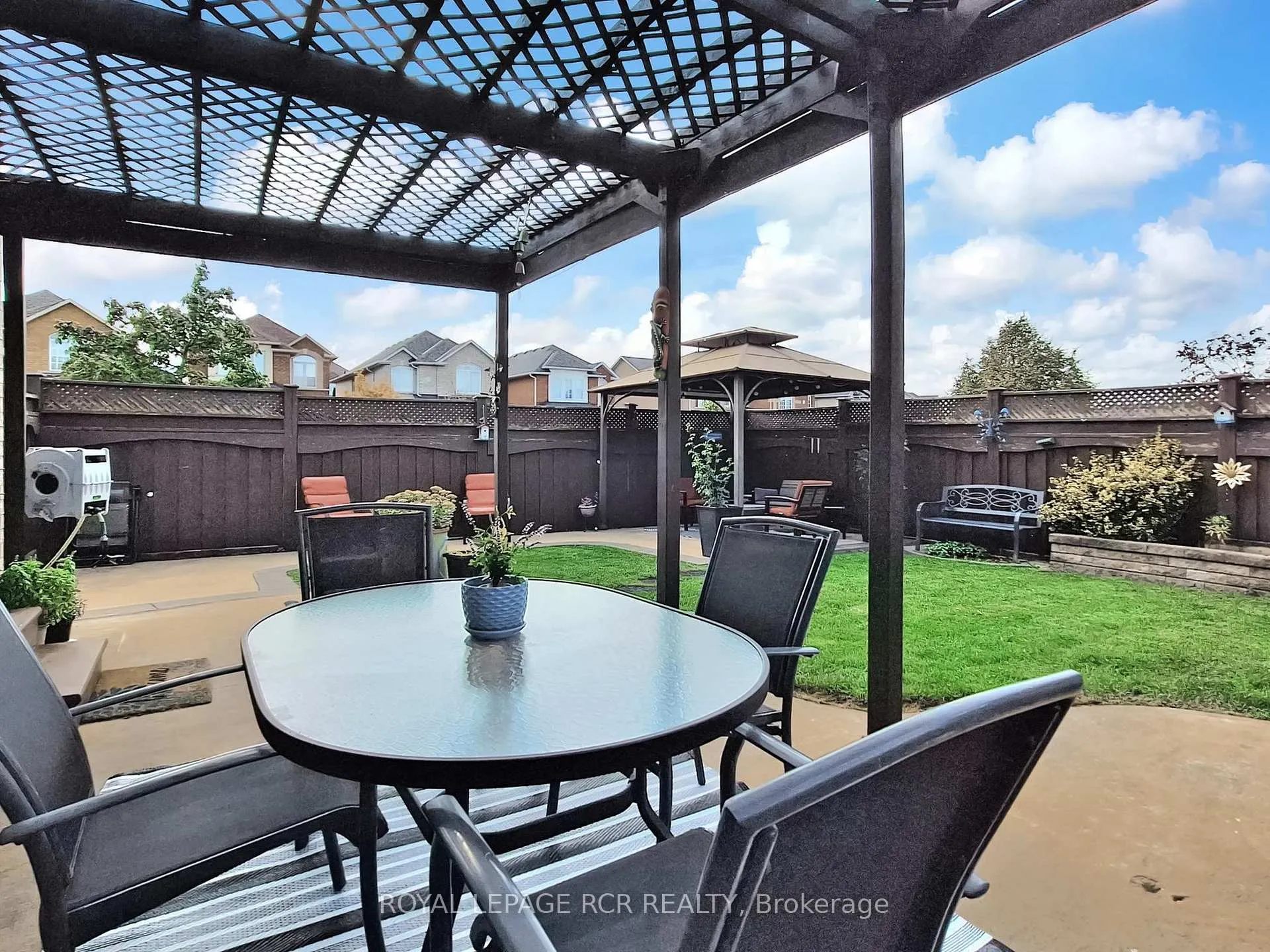 Photo 32 of 28 Wakely Boulevard, Caledon, Bolton West — HOMEH
