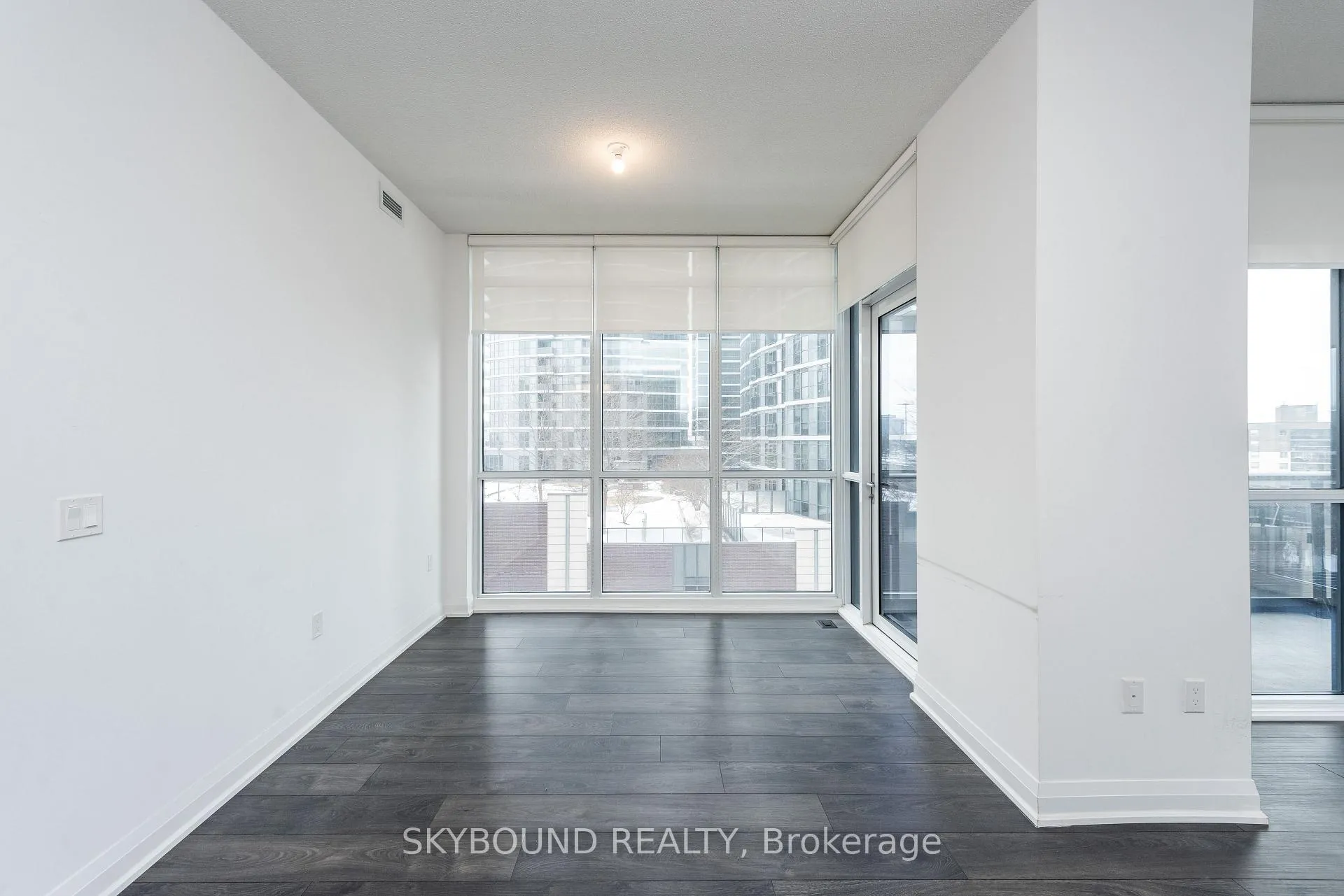 Photo 10 of Unit 605, 30 Gibbs Road, Etobicoke, Islington-City Centre West — HOMEH