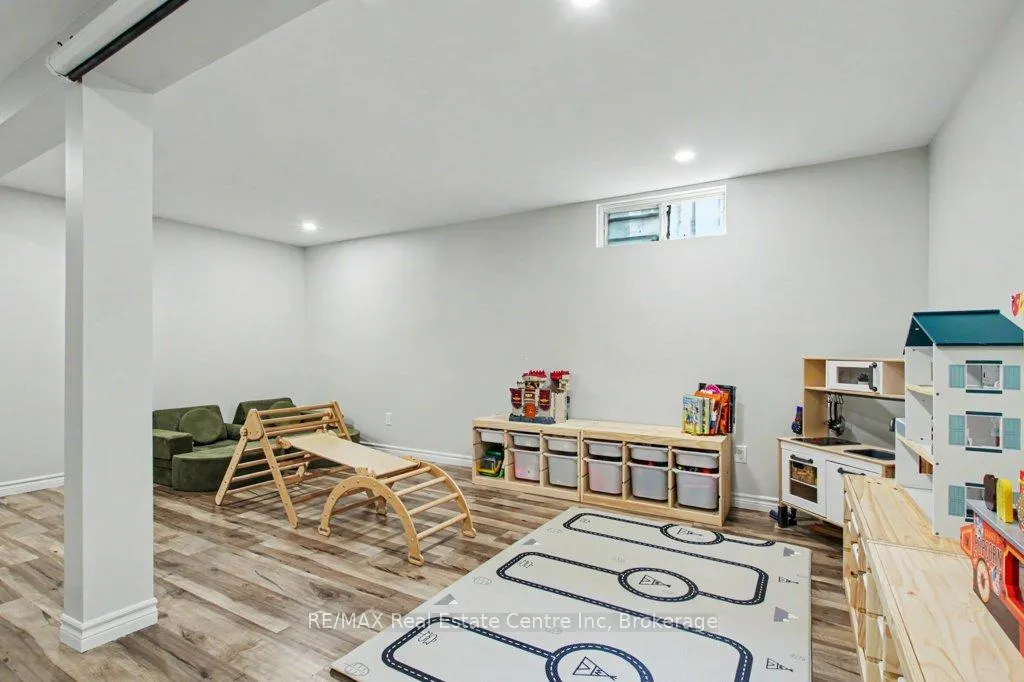 Photo 19 of 304 Auden Road, Guelph, Grange Road — HOMEH
