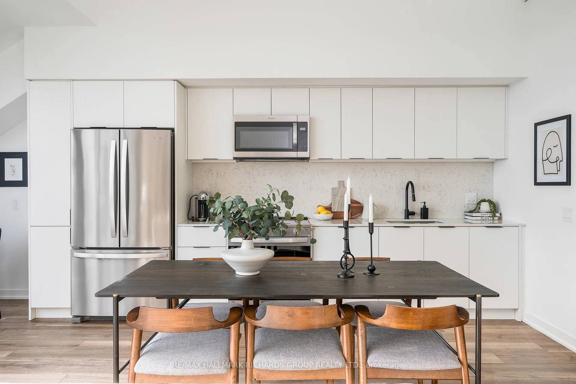 Photo 4 of Unit PH610, 31 Huron Street, Collingwood — HOMEH