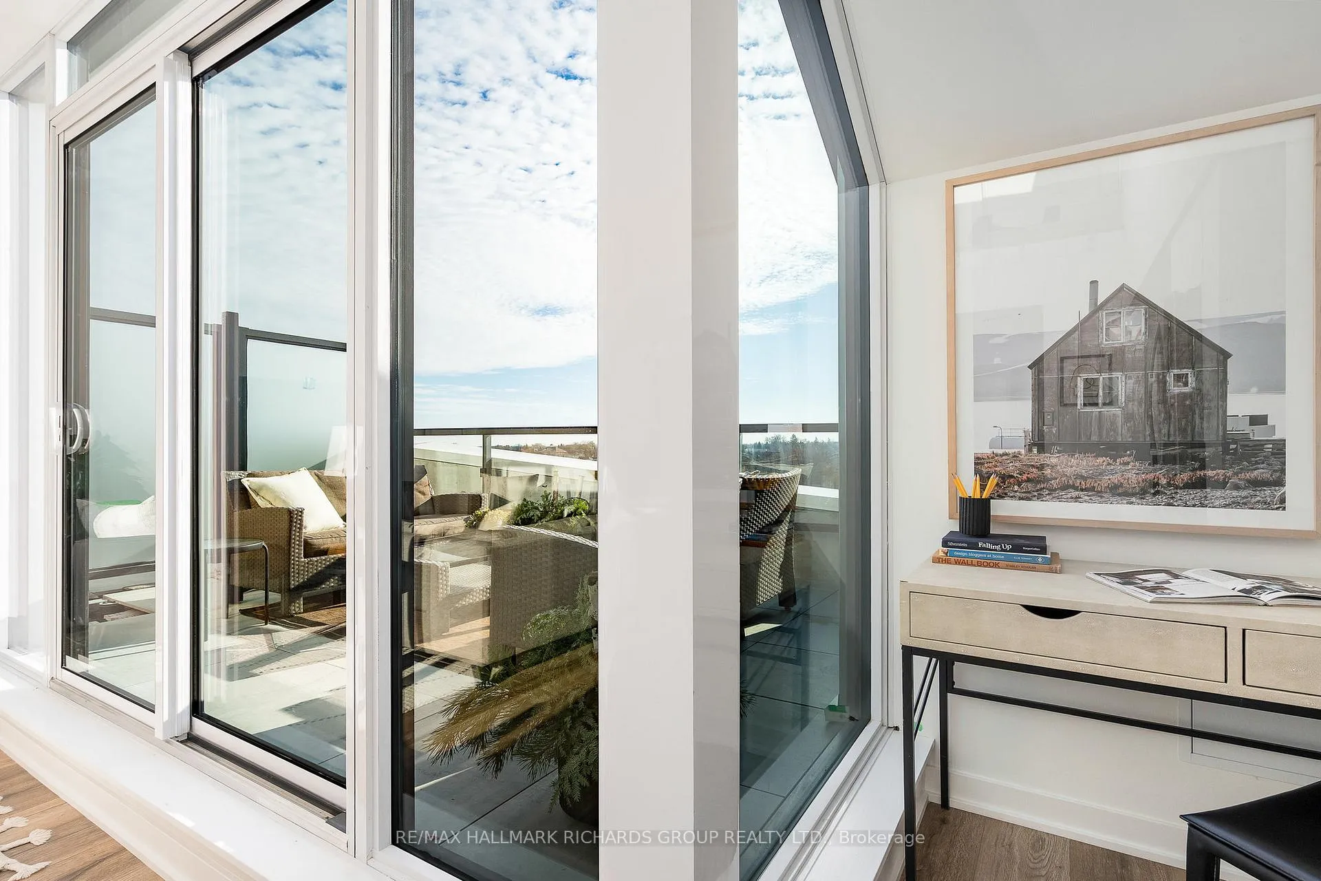 Photo 13 of Unit PH610, 31 Huron Street, Collingwood — HOMEH