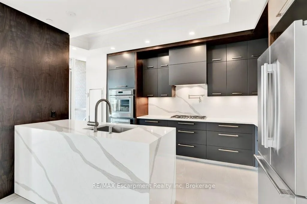 Photo 10 of Unit 2003, 2060 Lakeshore Road, Burlington, Brant — HOMEH