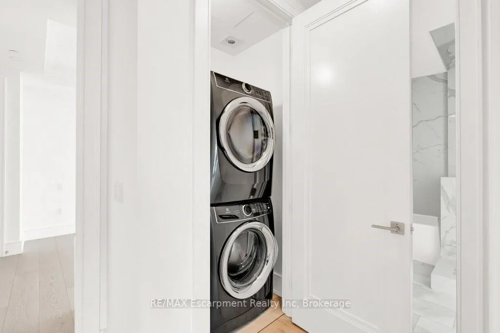 Photo 24 of Unit 2003, 2060 Lakeshore Road, Burlington, Brant — HOMEH