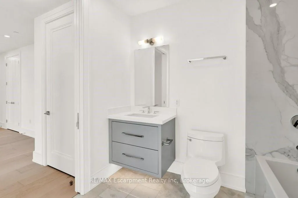 Photo 29 of Unit 2003, 2060 Lakeshore Road, Burlington, Brant — HOMEH