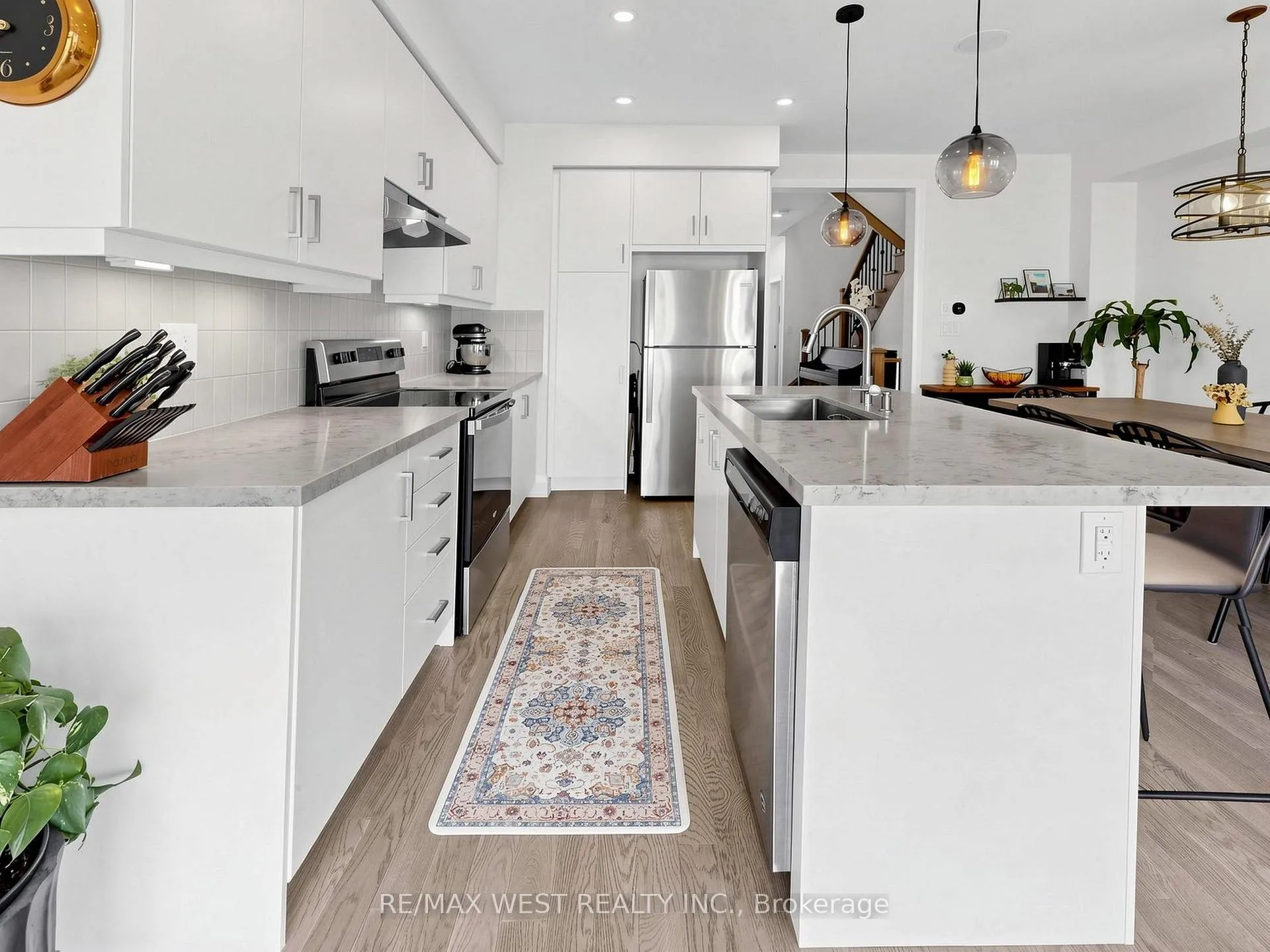 Photo 13 of 32 Angelfish Road, Brampton, Northwest Brampton — HOMEH