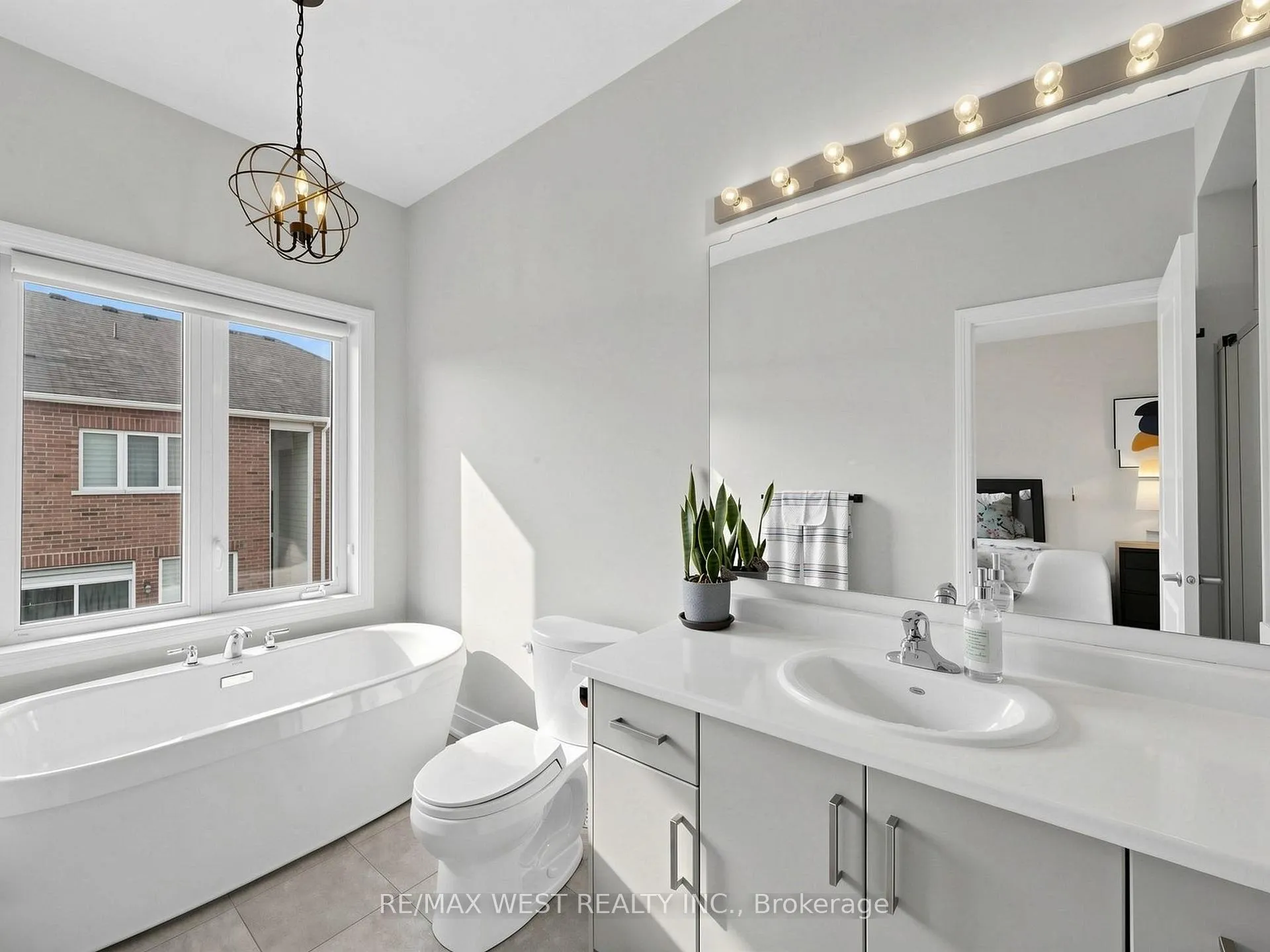 Photo 28 of 32 Angelfish Road, Brampton, Northwest Brampton — HOMEH