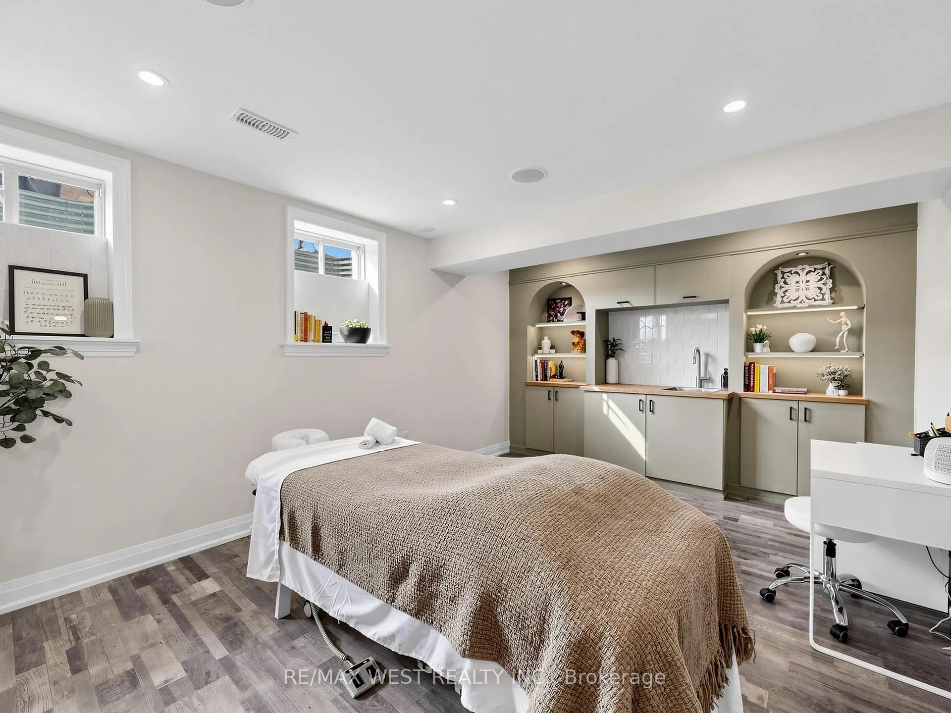 Photo 39 of 32 Angelfish Road, Brampton, Northwest Brampton — HOMEH