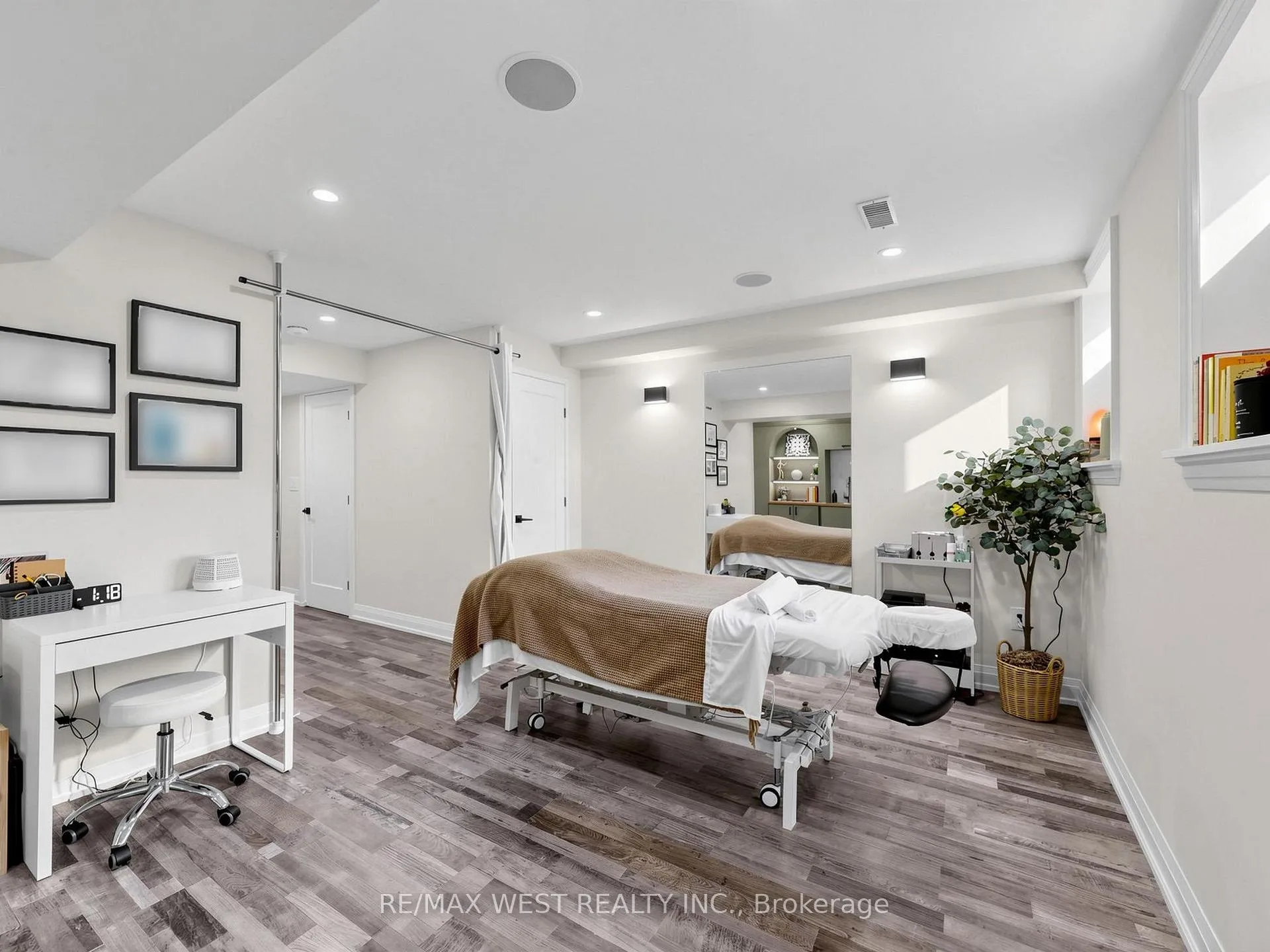 Photo 41 of 32 Angelfish Road, Brampton, Northwest Brampton — HOMEH
