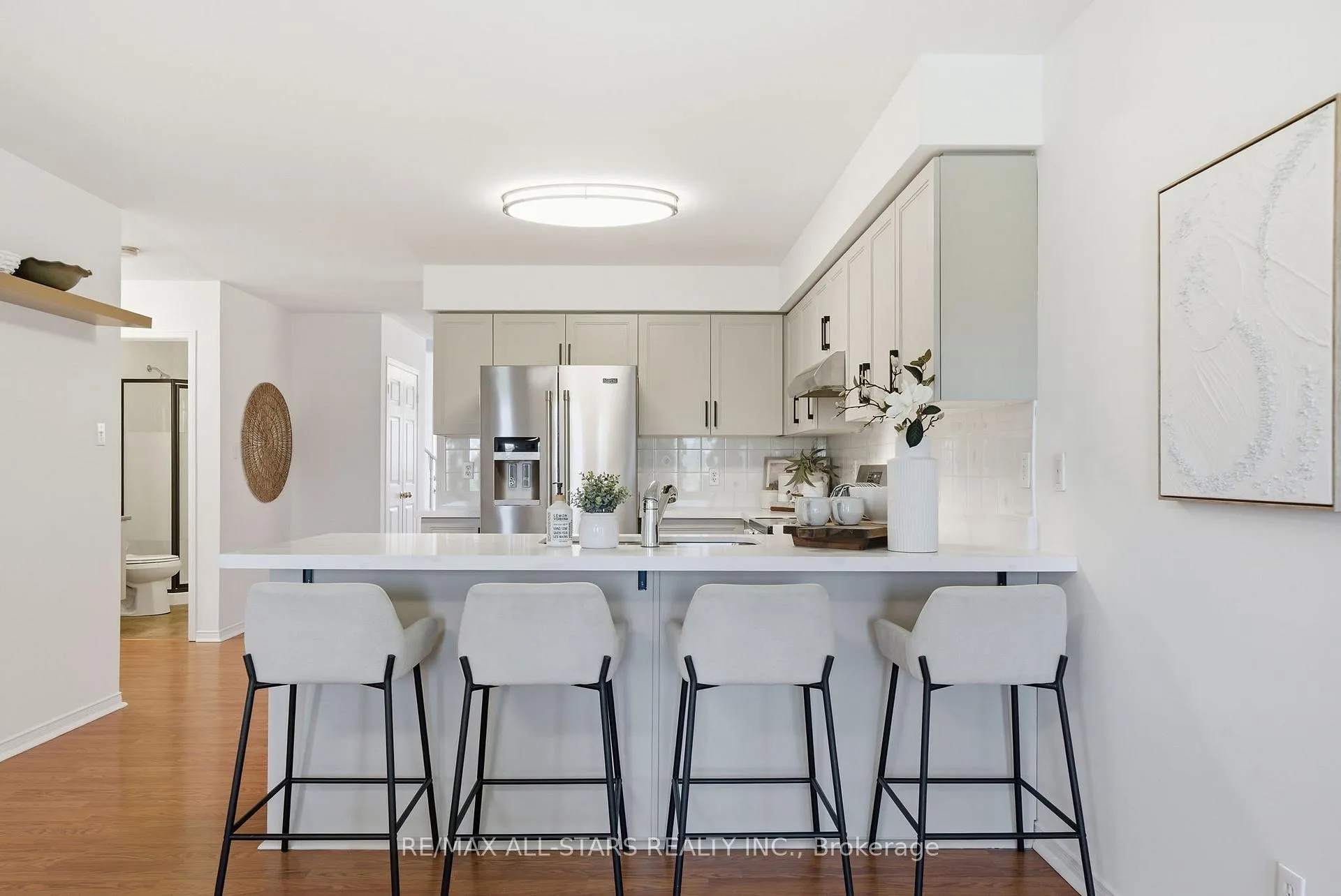 Photo 17 of 14 Napier Court, Whitby, Brooklin — HOMEH