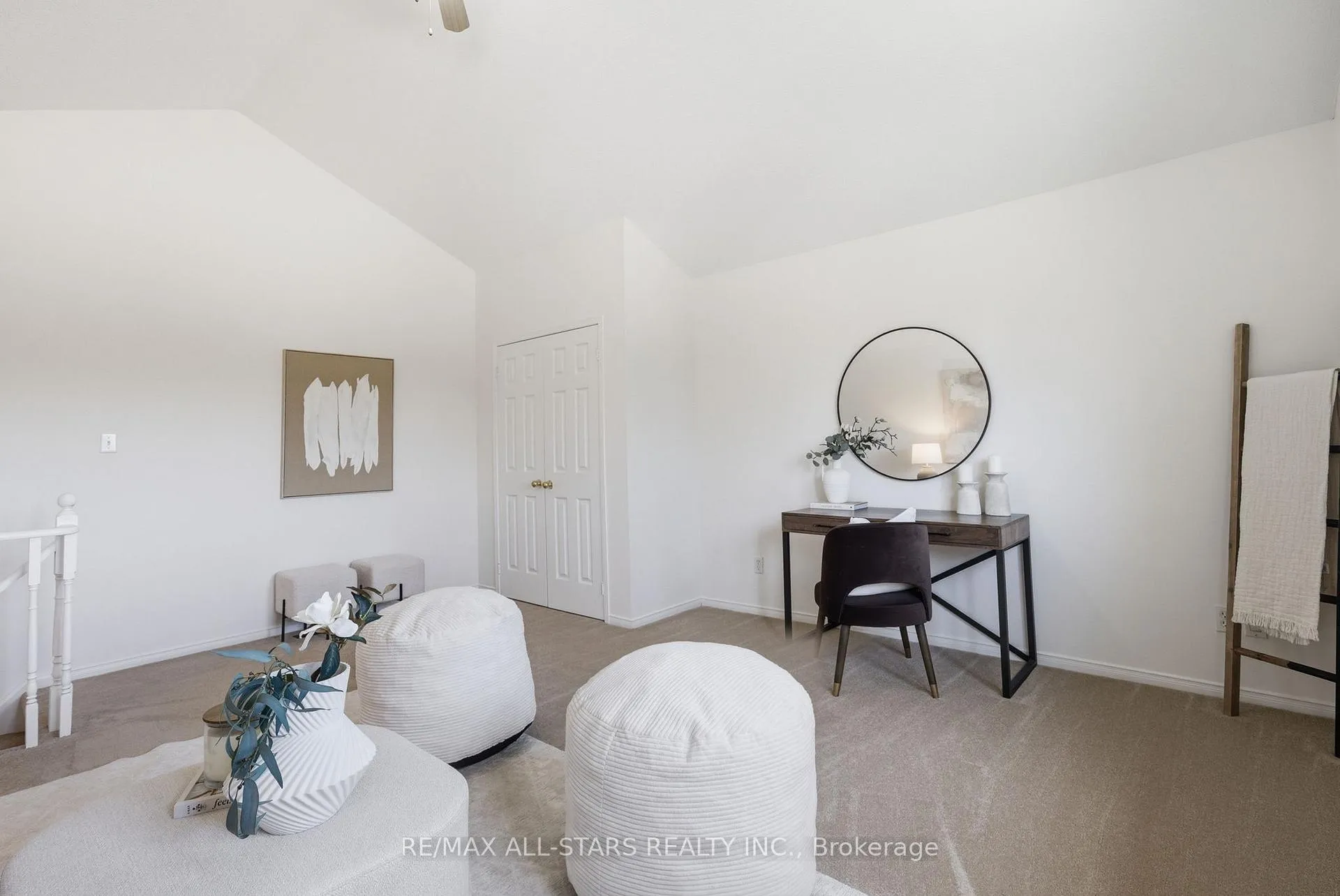 Photo 30 of 14 Napier Court, Whitby, Brooklin — HOMEH