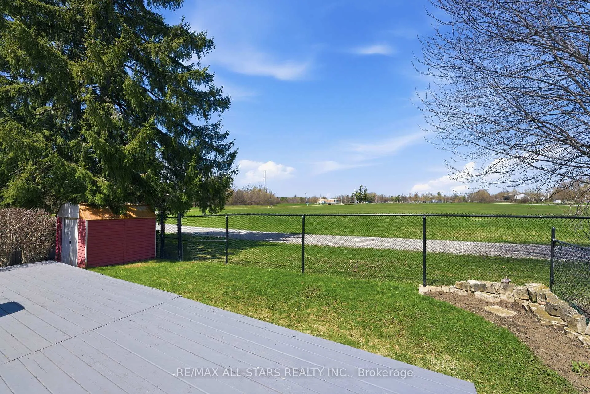Photo 44 of 14 Napier Court, Whitby, Brooklin — HOMEH