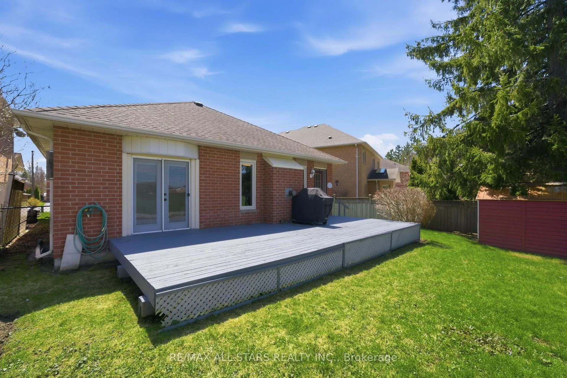 Photo 45 of 14 Napier Court, Whitby, Brooklin — HOMEH