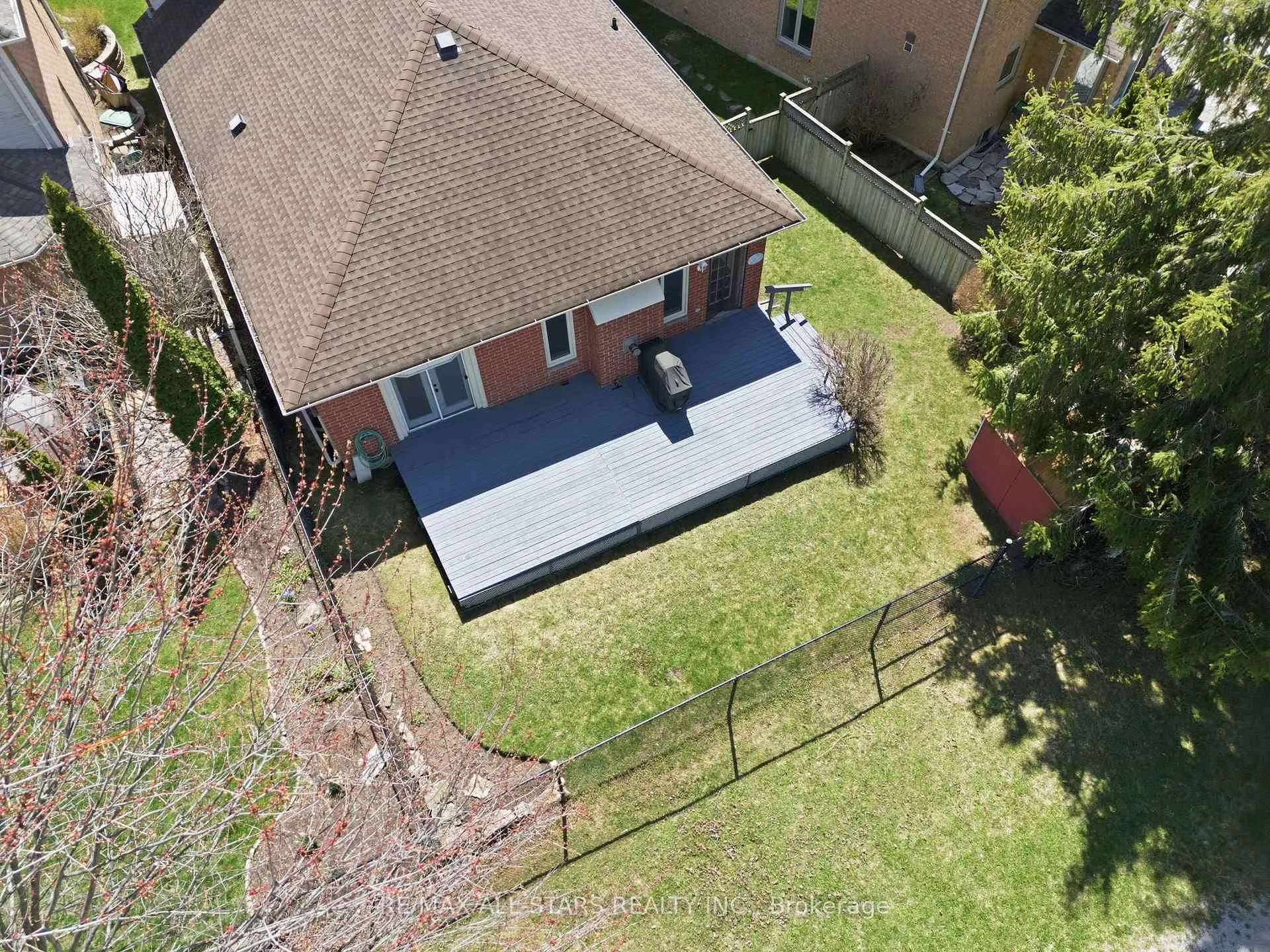 Photo 50 of 14 Napier Court, Whitby, Brooklin — HOMEH