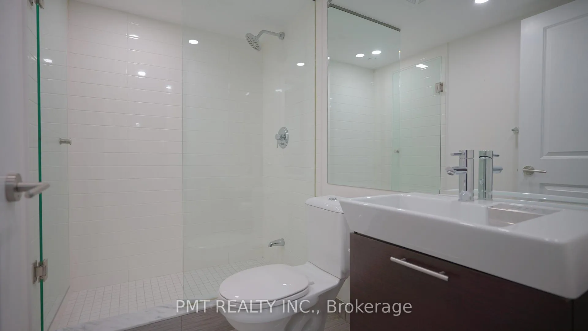 Photo 15 of Unit 2201, 386 Yonge Street, Toronto, Bay Street Corridor — HOMEH
