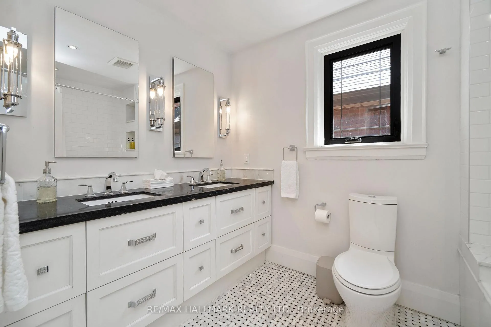 Photo 9 of 81 Armadale Avenue, Toronto, High Park-Swansea — HOMEH