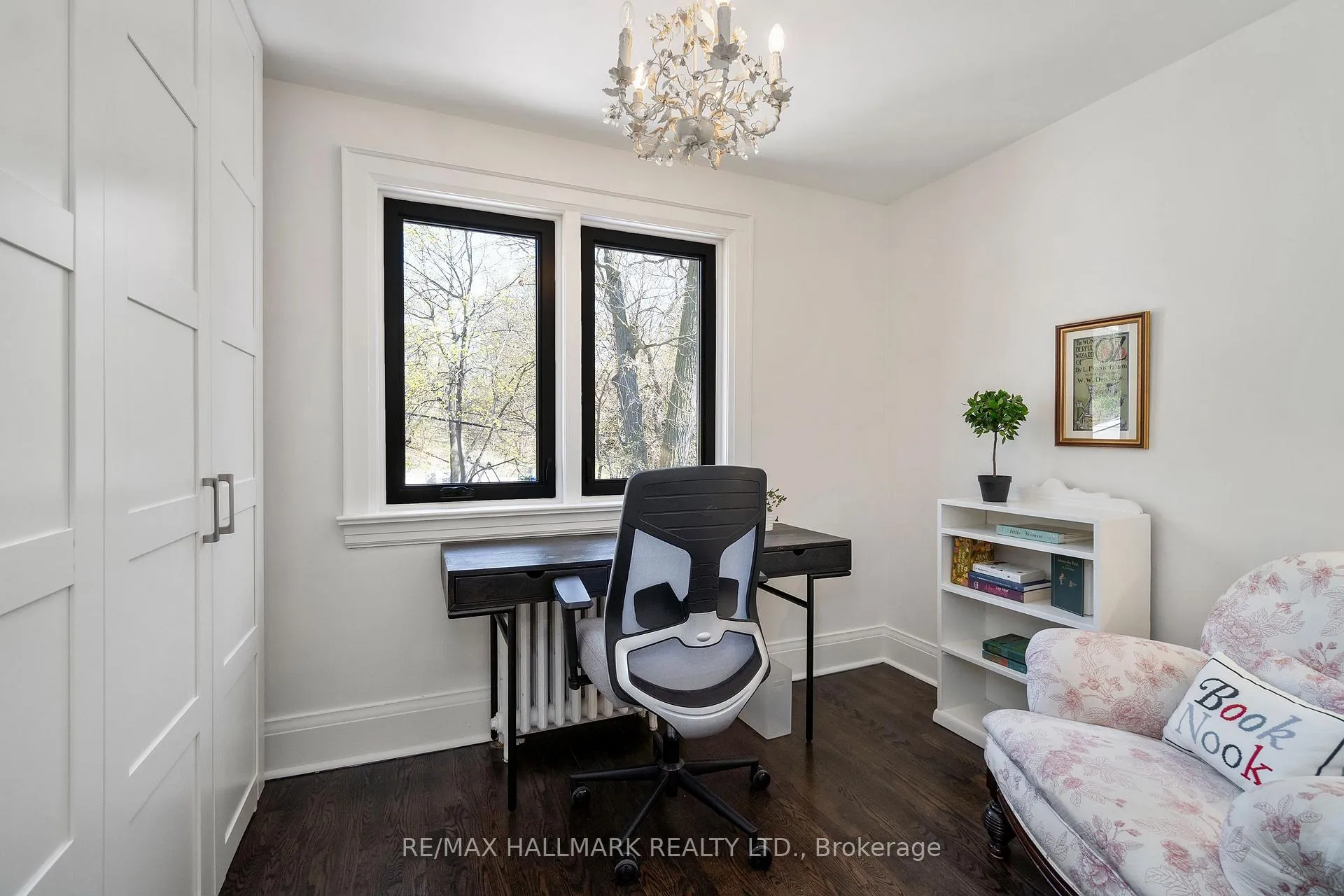 Photo 11 of 81 Armadale Avenue, Toronto, High Park-Swansea — HOMEH