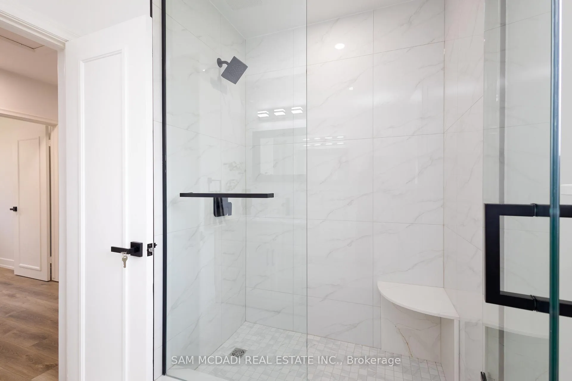 Photo 12 of 14 Glencairn Drive, St. Catharines, Bunting/Linwell — HOMEH