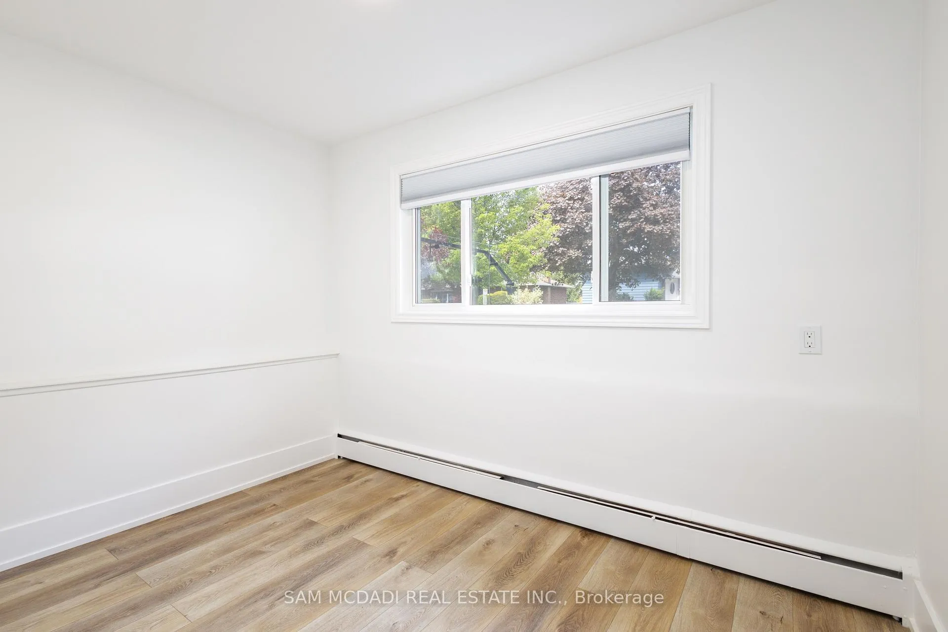 Photo 22 of 14 Glencairn Drive, St. Catharines, Bunting/Linwell — HOMEH