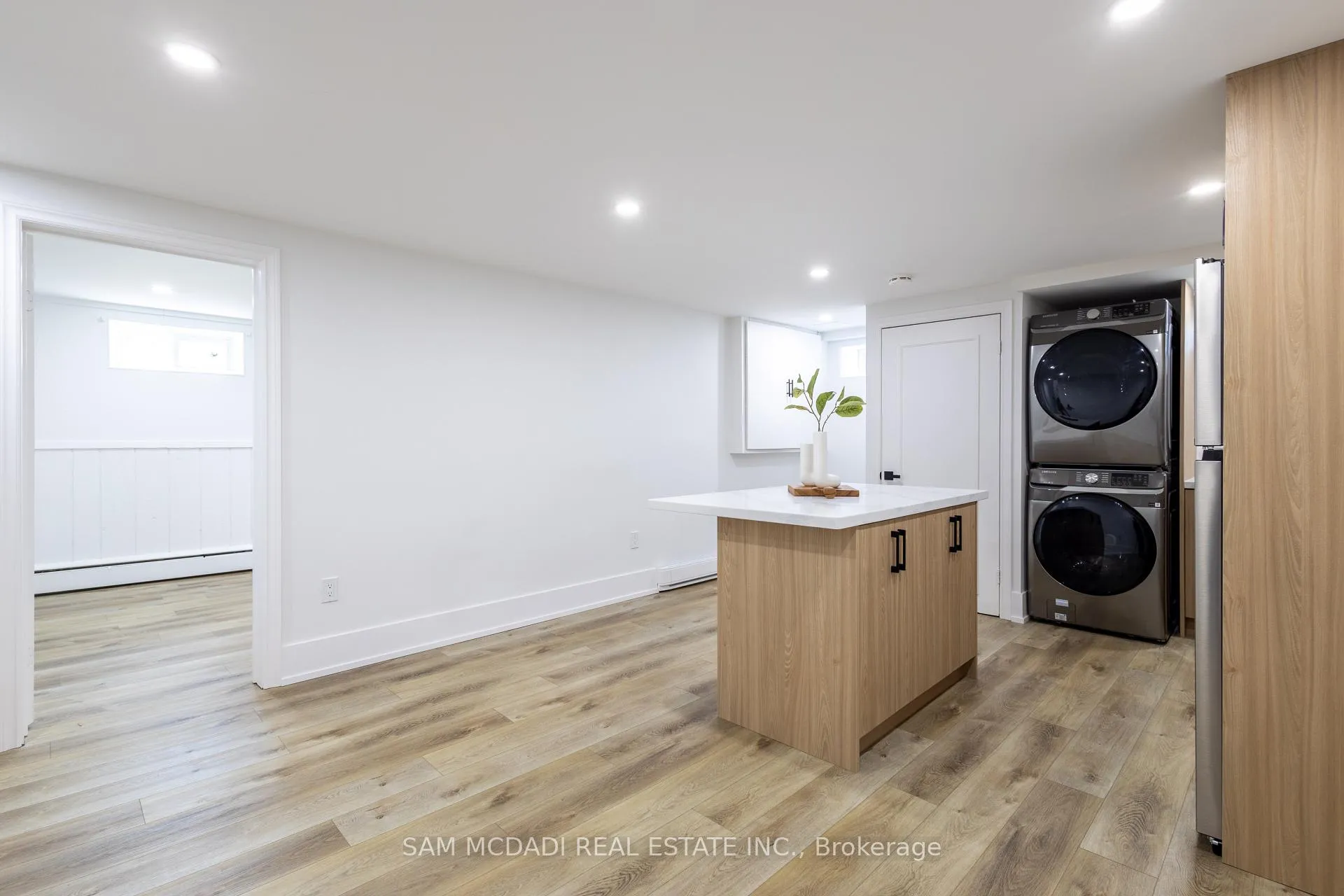 Photo 25 of 14 Glencairn Drive, St. Catharines, Bunting/Linwell — HOMEH
