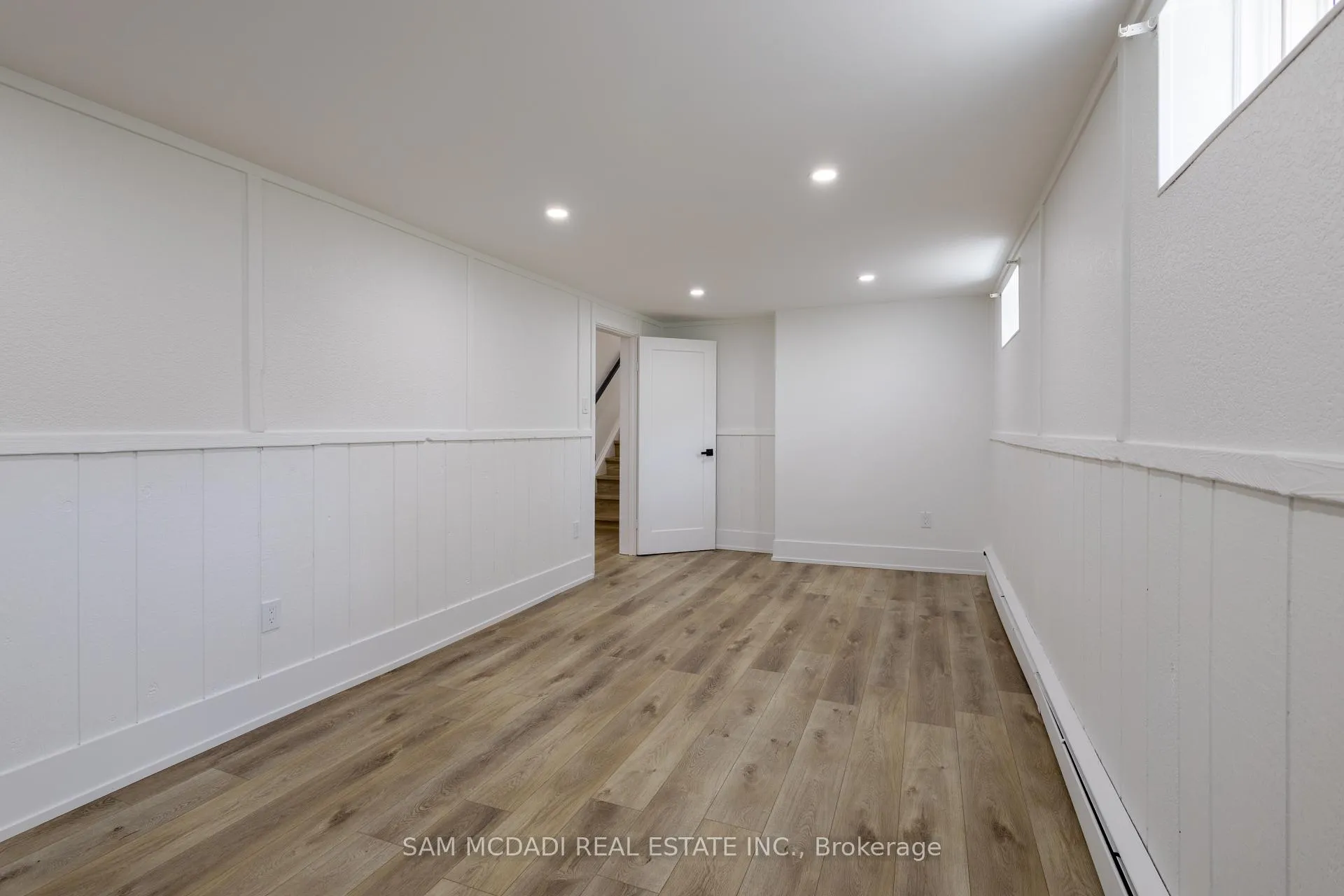 Photo 29 of 14 Glencairn Drive, St. Catharines, Bunting/Linwell — HOMEH