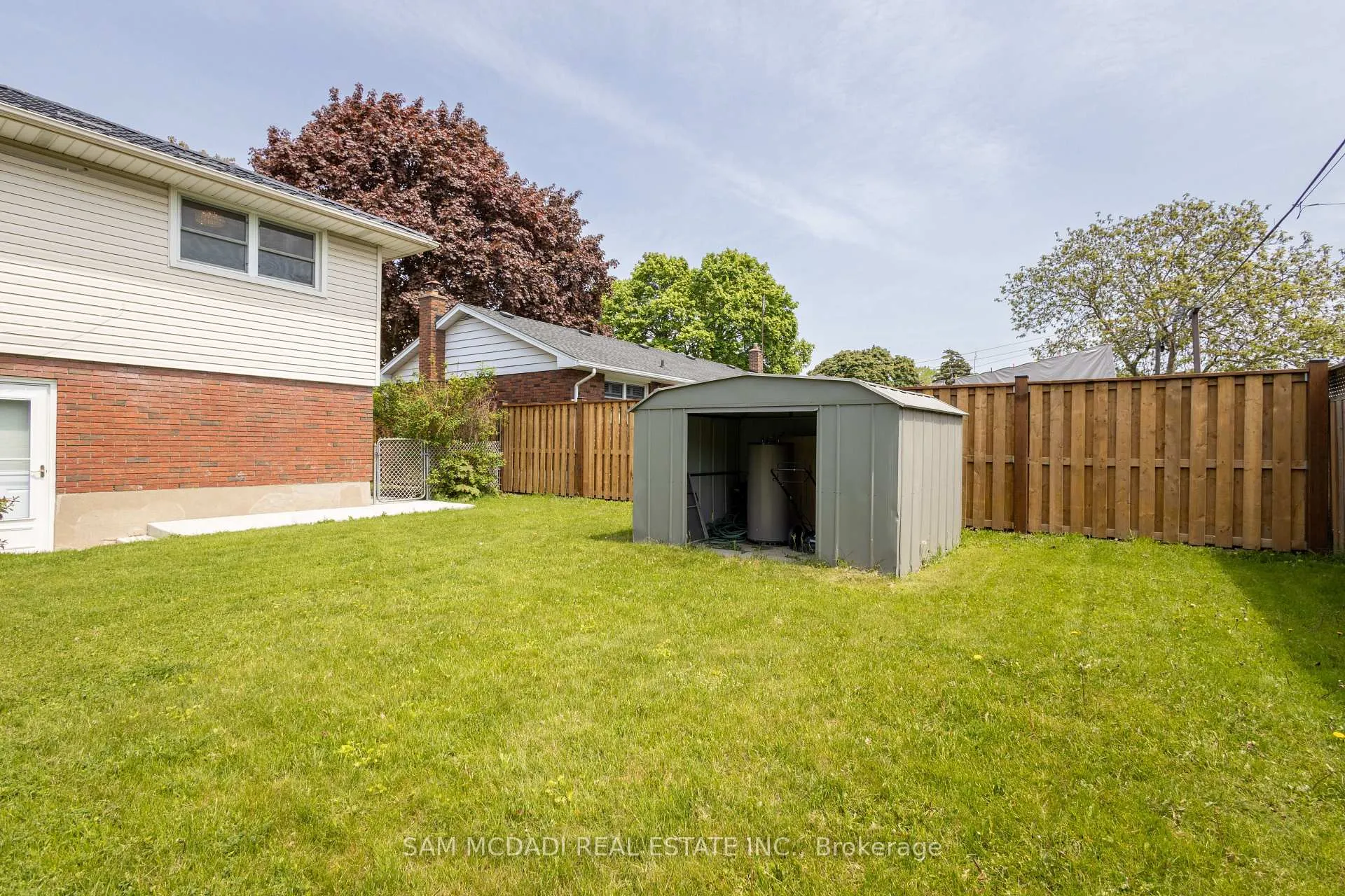 Photo 31 of 14 Glencairn Drive, St. Catharines, Bunting/Linwell — HOMEH