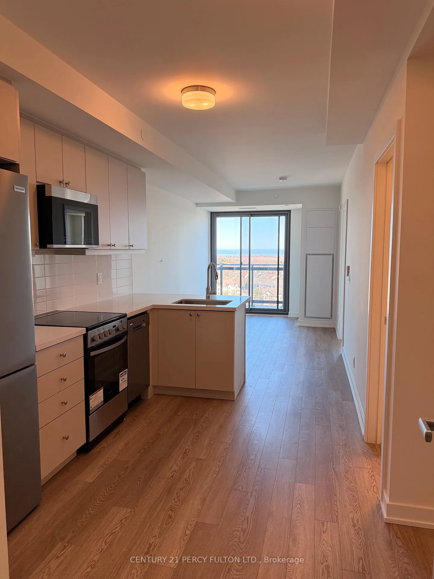 Photo 2 of Unit 1205, 51 Clarington Boulevard, Clarington, Bowmanville — HOMEH