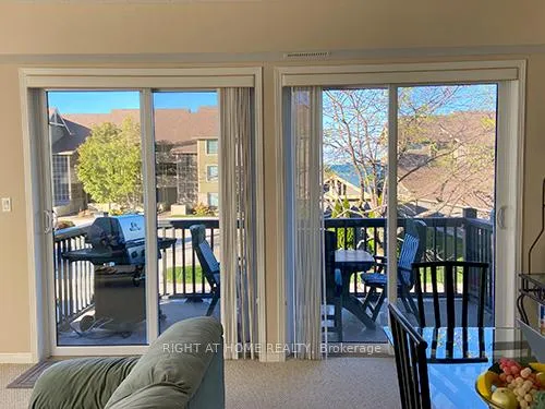 Photo 17 of 447 Mariners Way, Collingwood — HOMEH