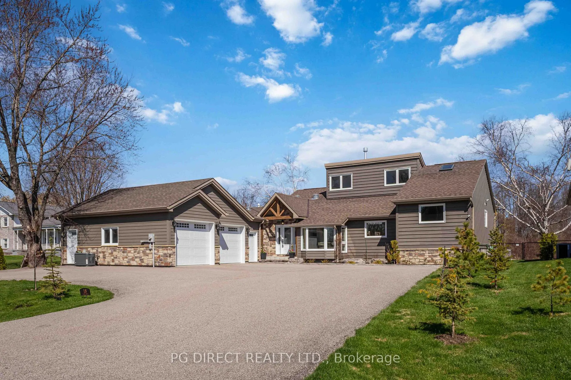 Photo 1 of 18 Villa Drive, Georgina, Pefferlaw — HOMEH