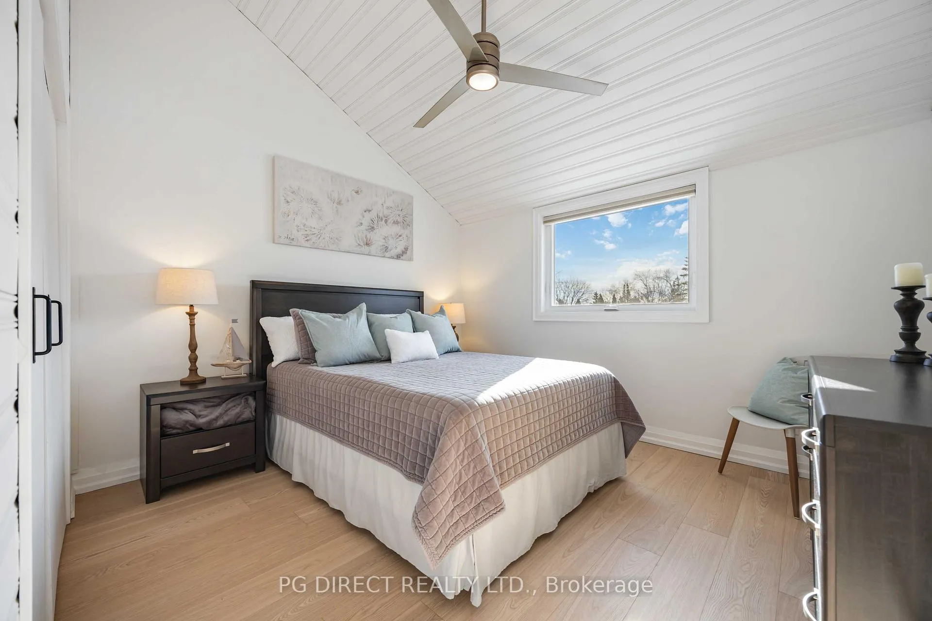 Photo 15 of 18 Villa Drive, Georgina, Pefferlaw — HOMEH