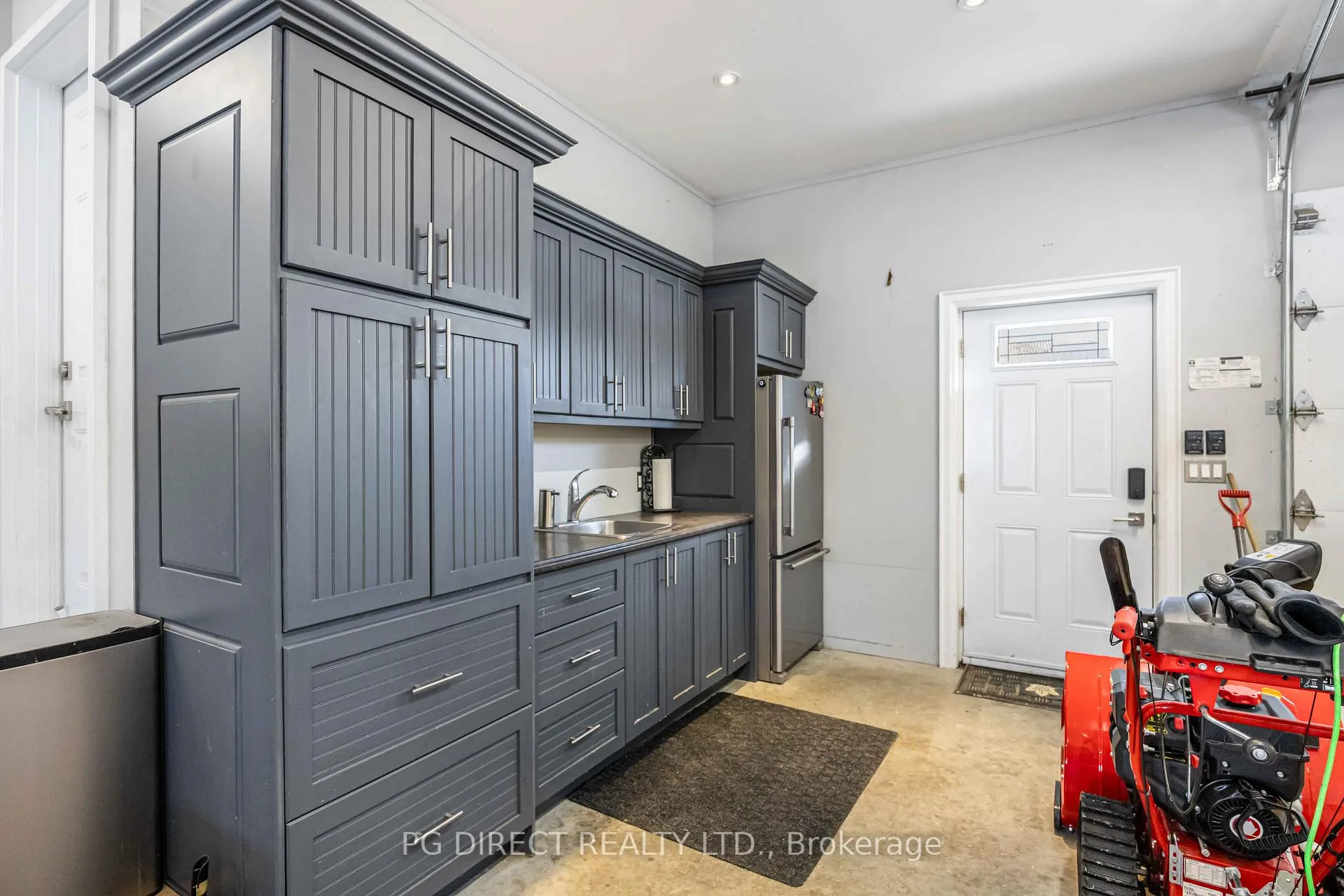 Photo 37 of 18 Villa Drive, Georgina, Pefferlaw — HOMEH