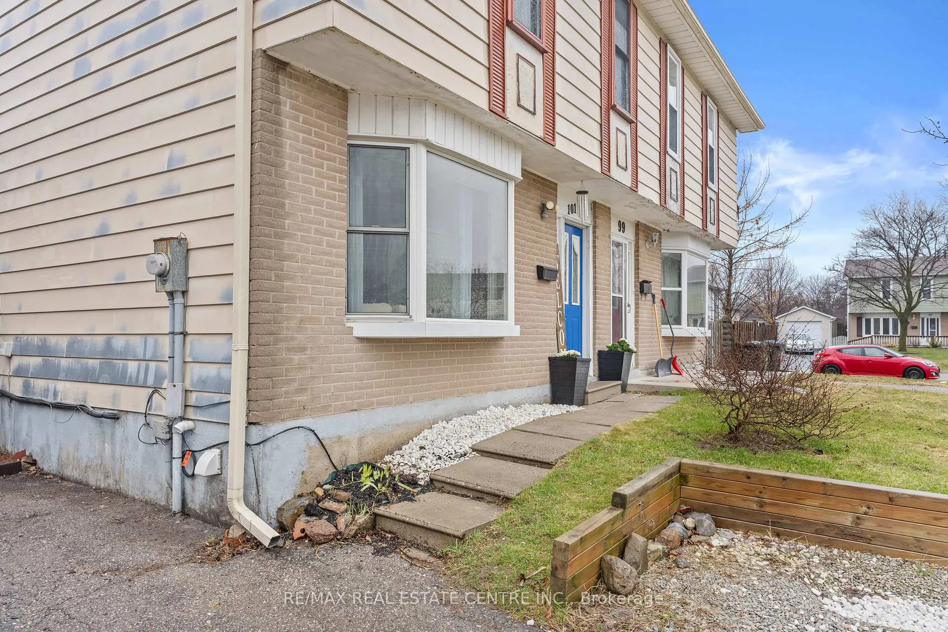 Photo 3 of 101 Griselda Crescent, Brampton, Northgate — HOMEH